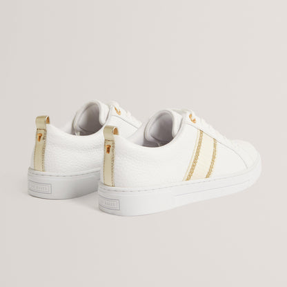 Low-Top Trainers
