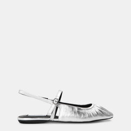 Garson Flat Sandals