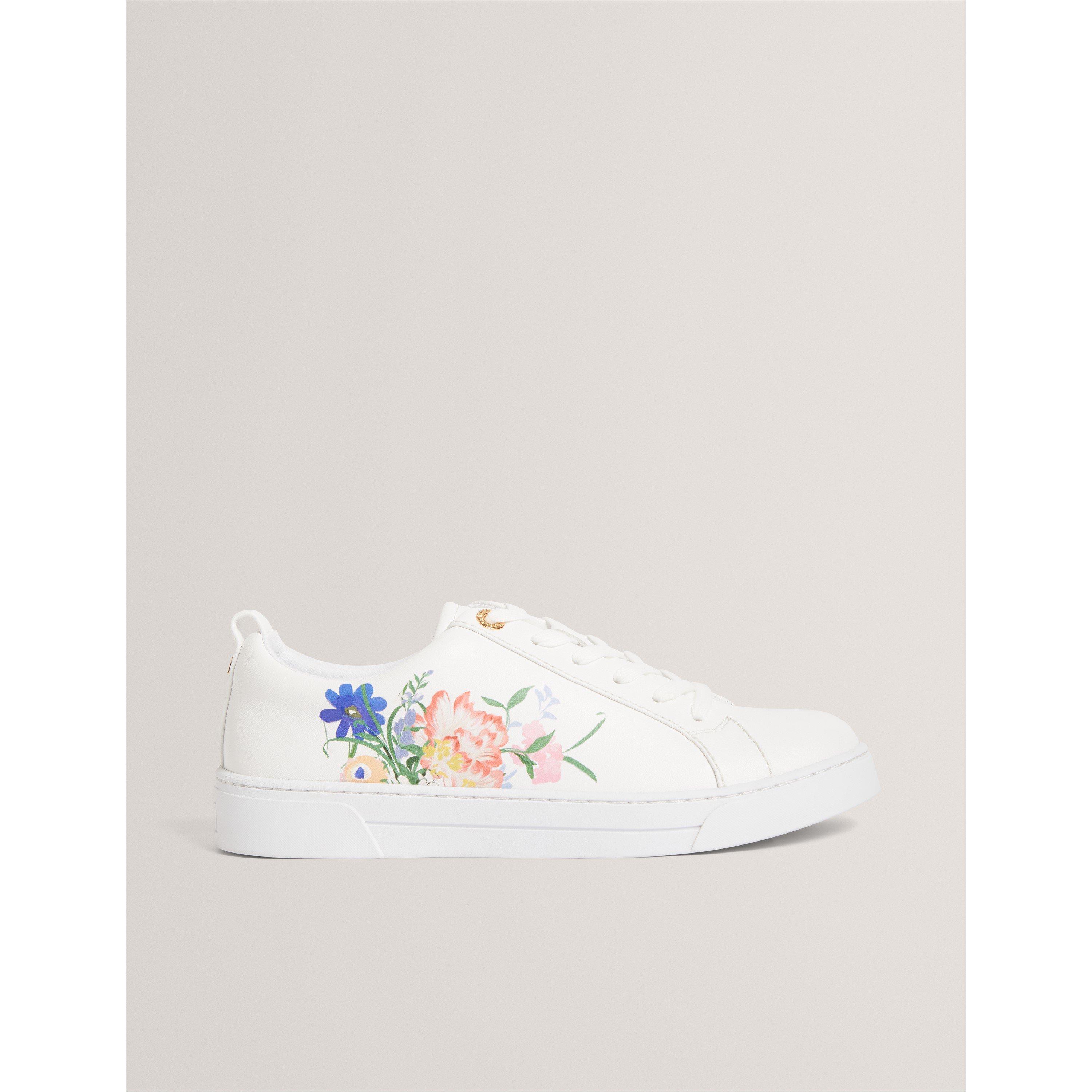 Low-Top Trainers