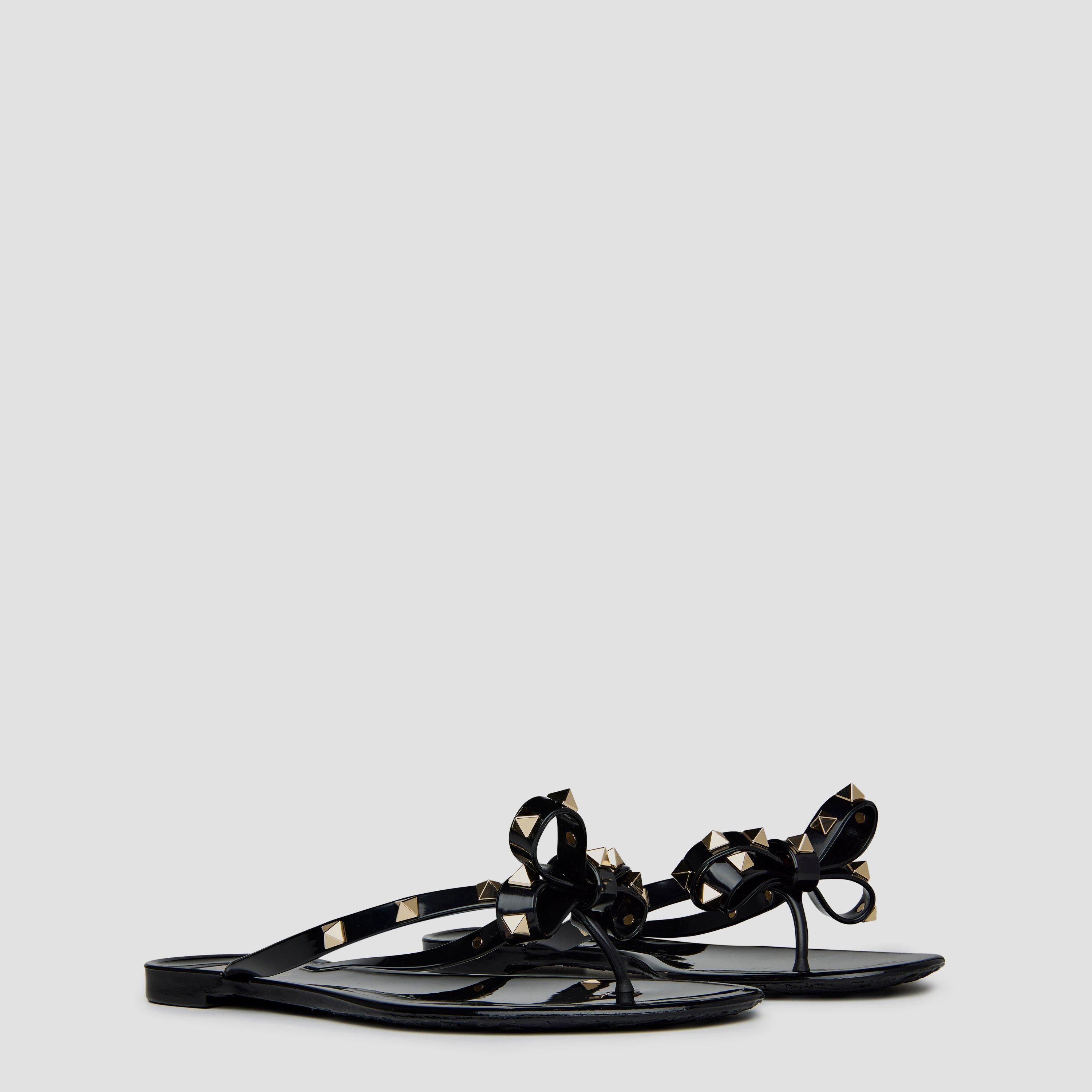 Rockstud Thong Sandals