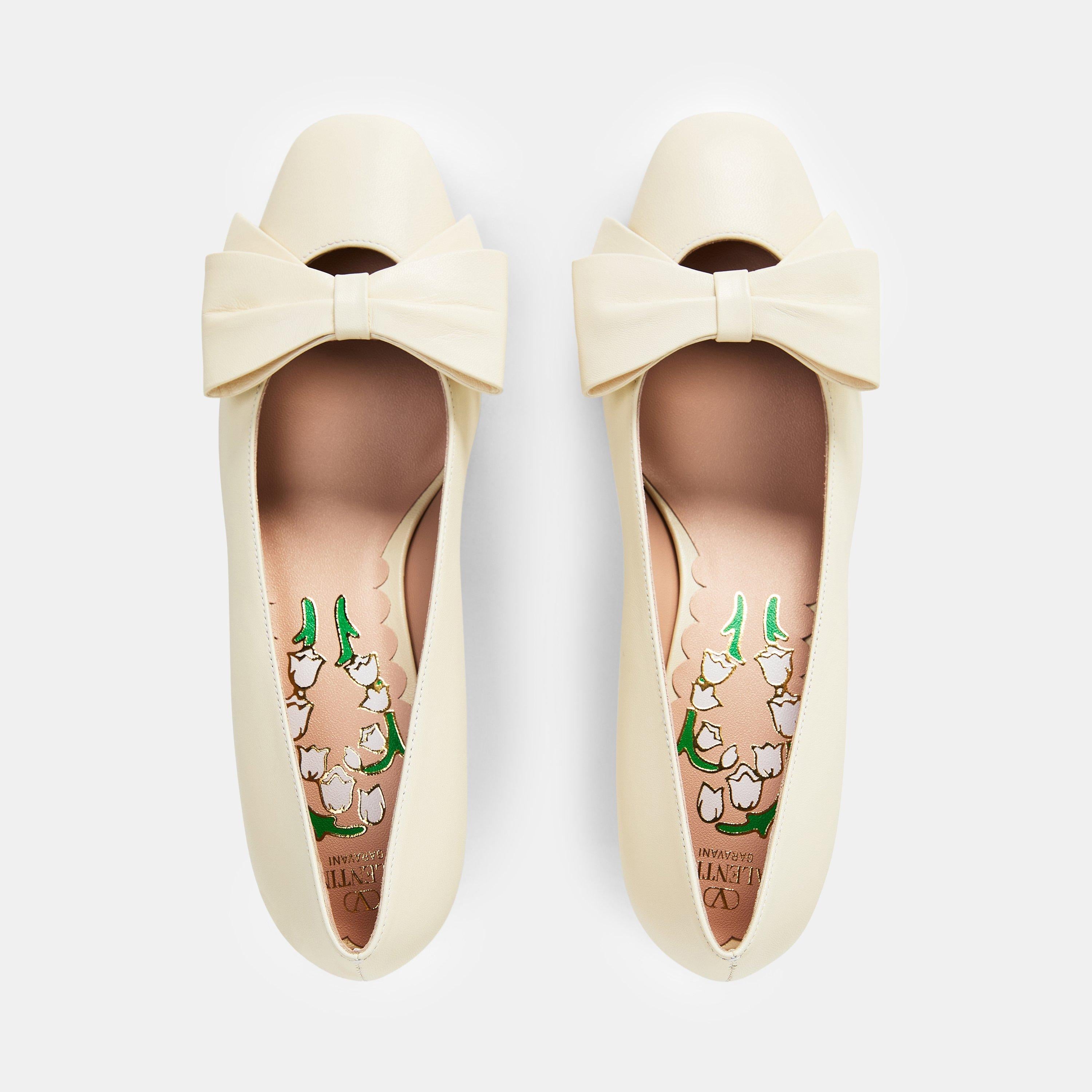 Bowow Pumps