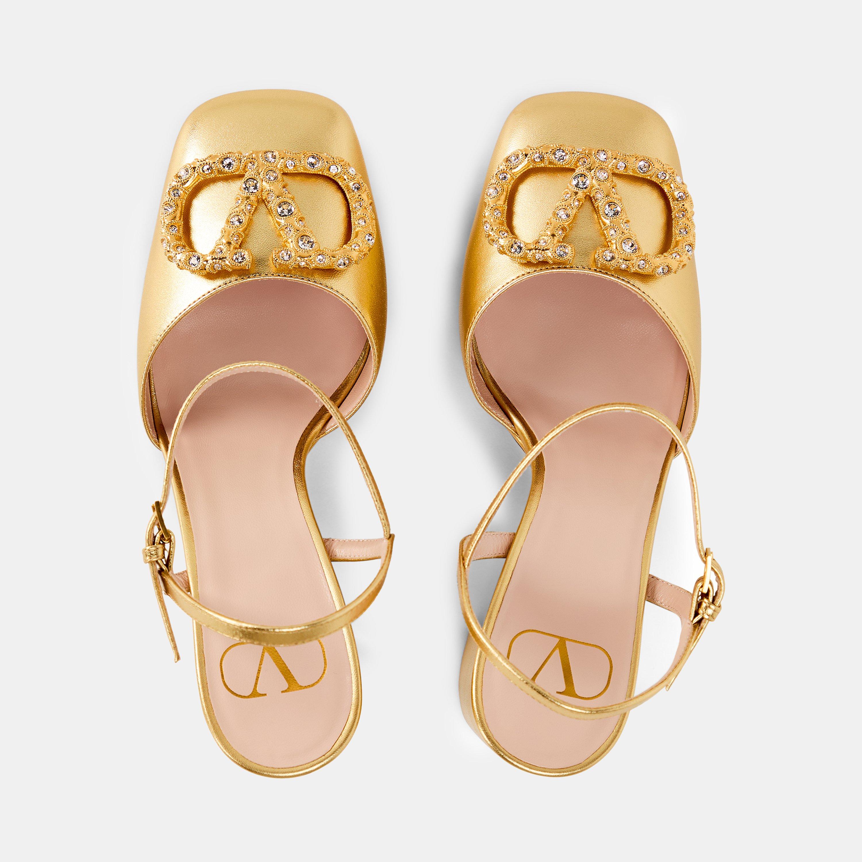 Metallic Platform Pumps