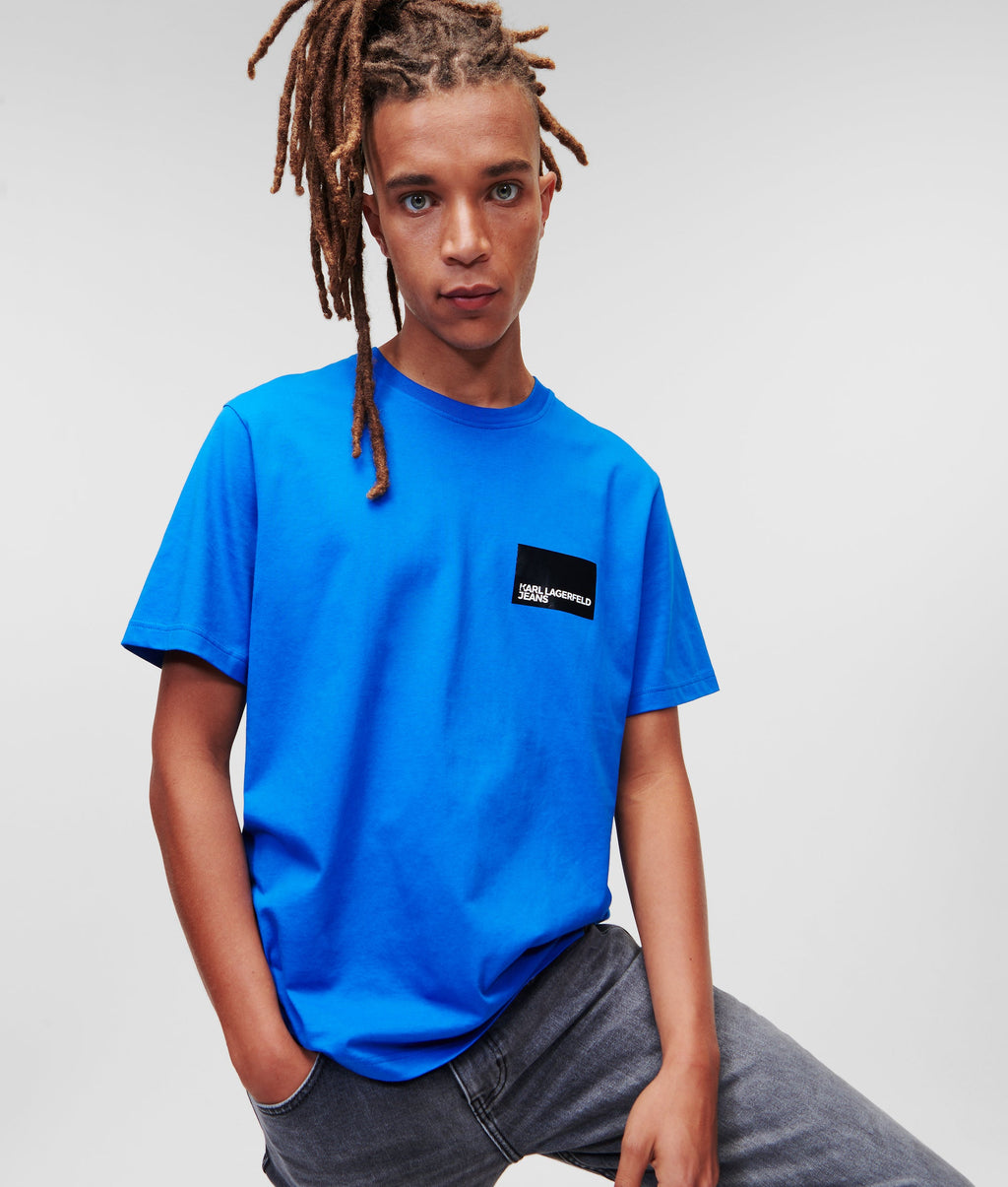 SHORT-SLEEVED T-SHIRT