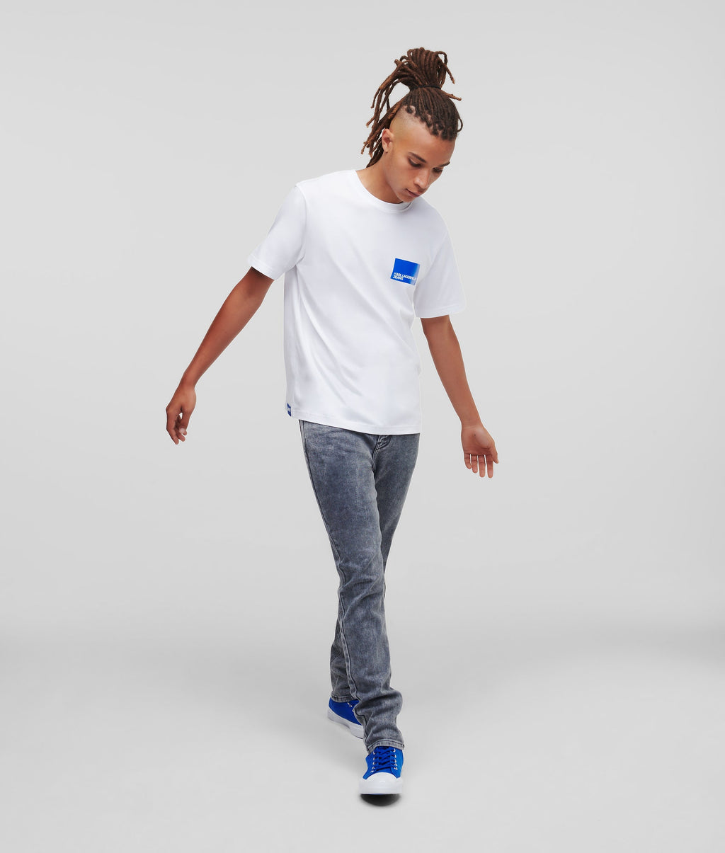 SHORT-SLEEVED T-SHIRT