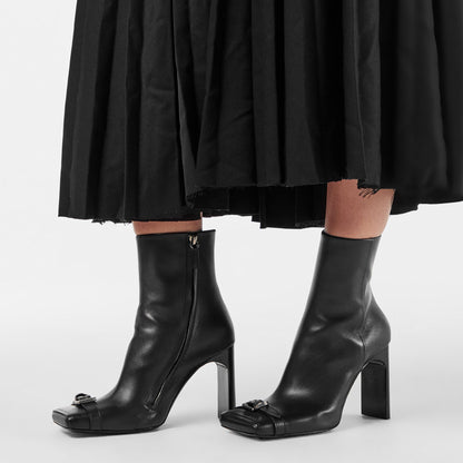 Contemporary Heeled Ankle Boots