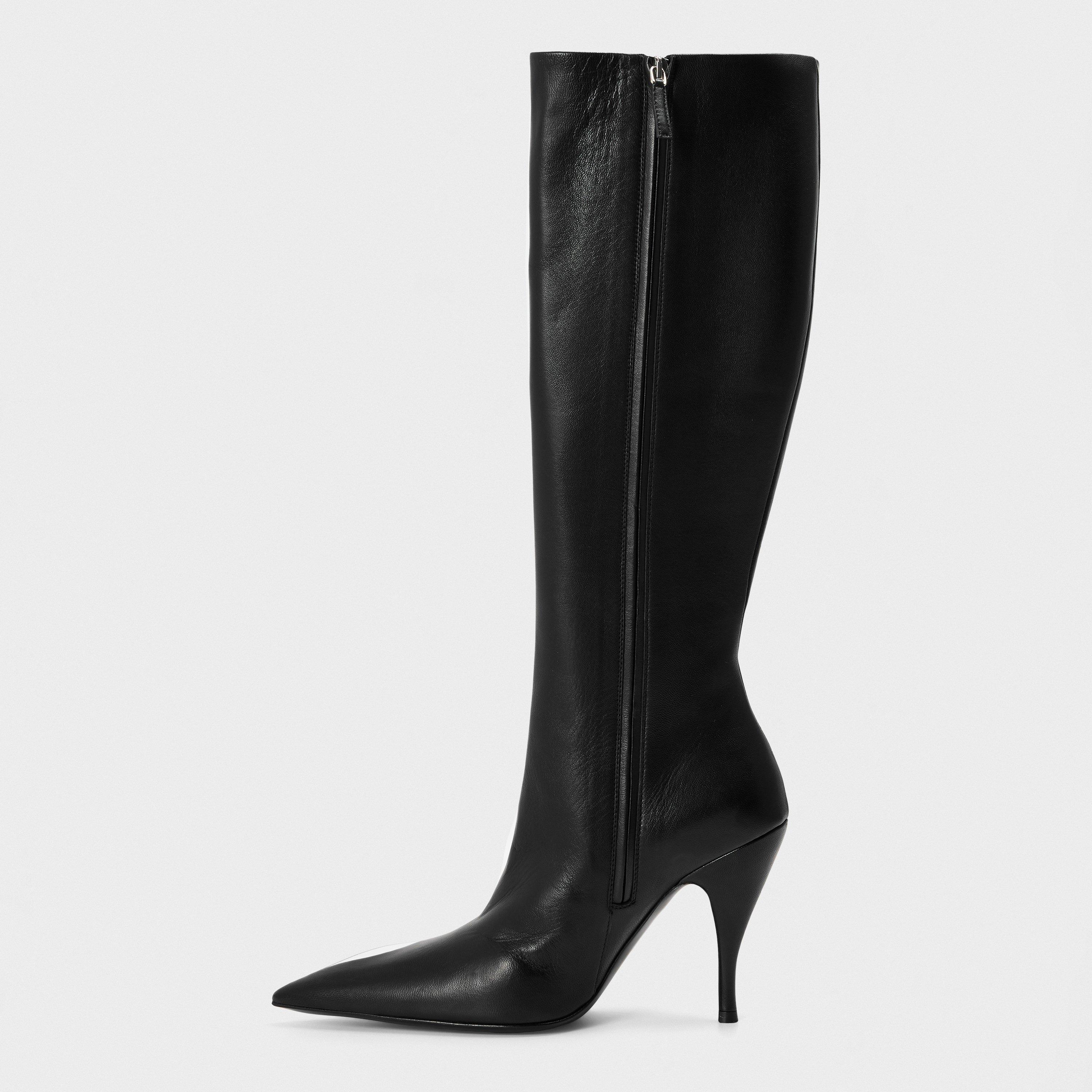 Flat Ankle Boots