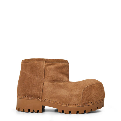 Alaska Fur Boots