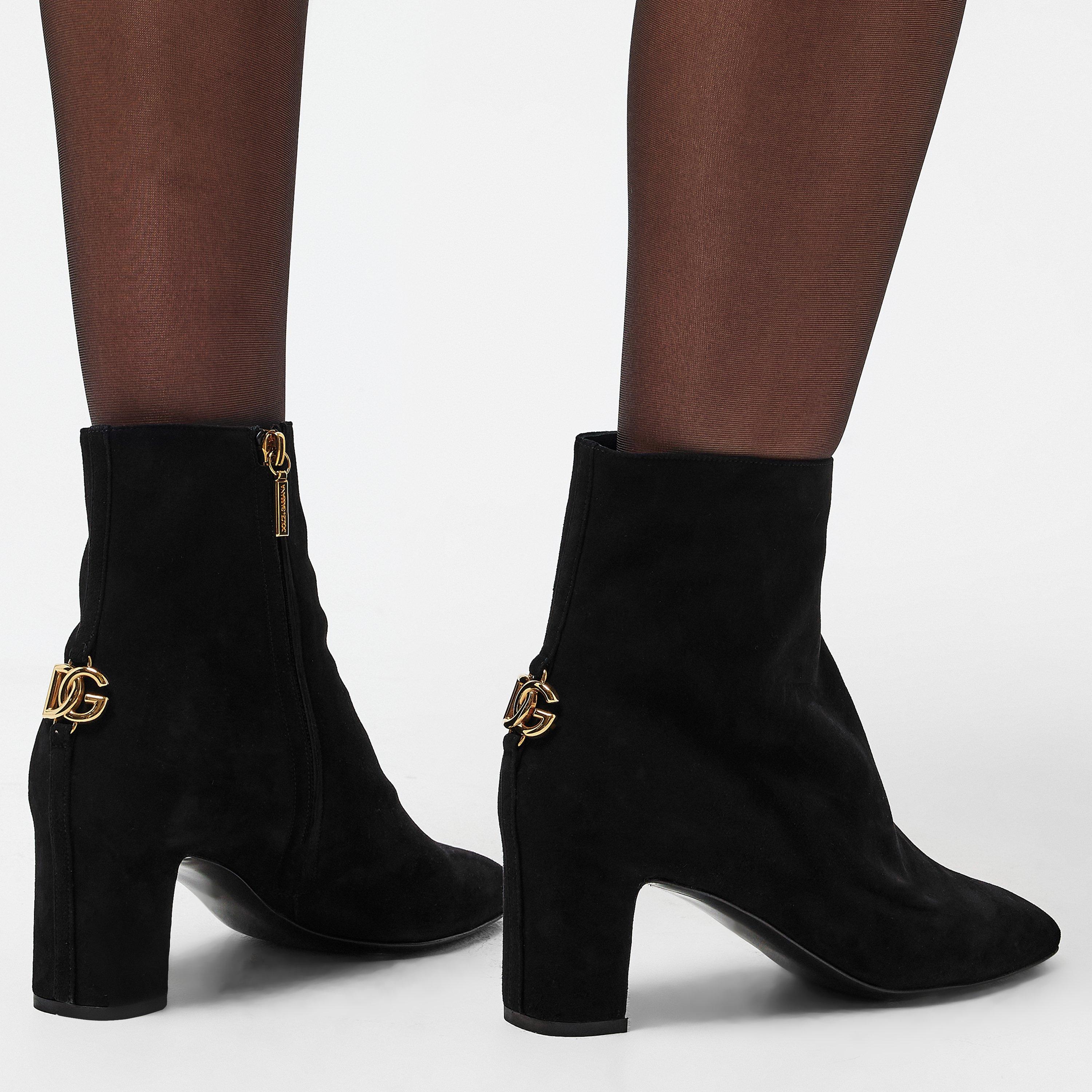 Structured Ankle Heeled Boots