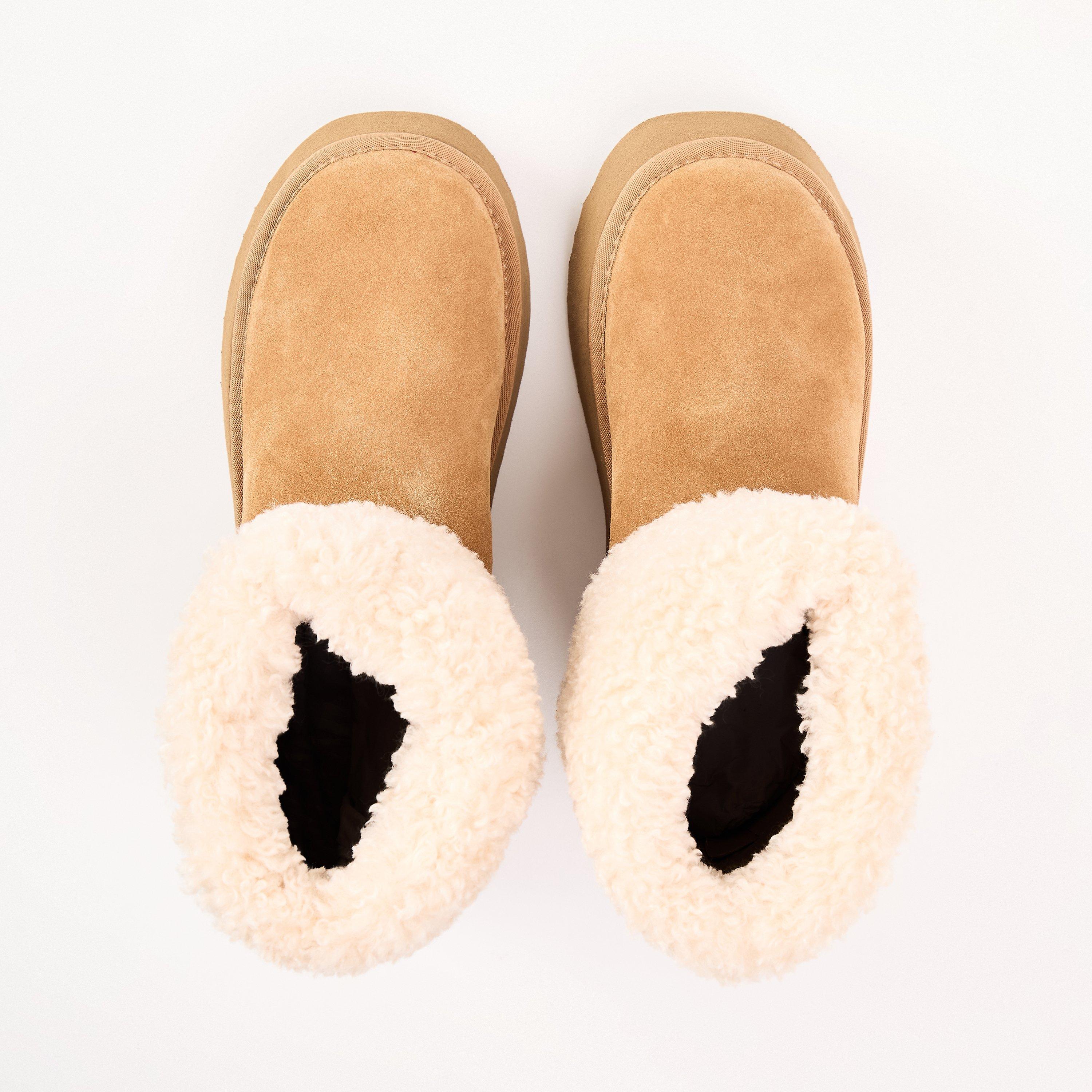 St. Moritz Snug Boots