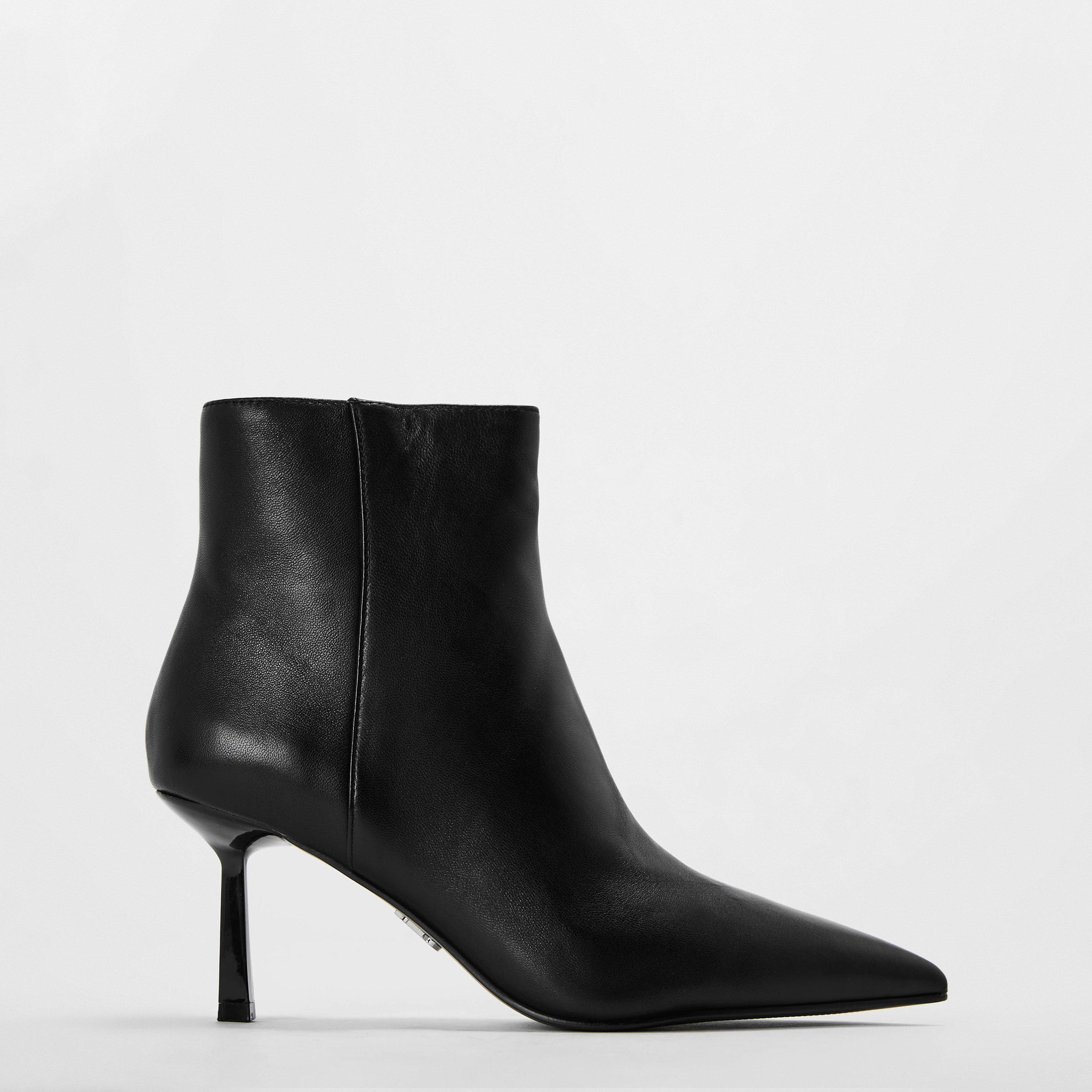 Sabine Ankle Heeled Boots