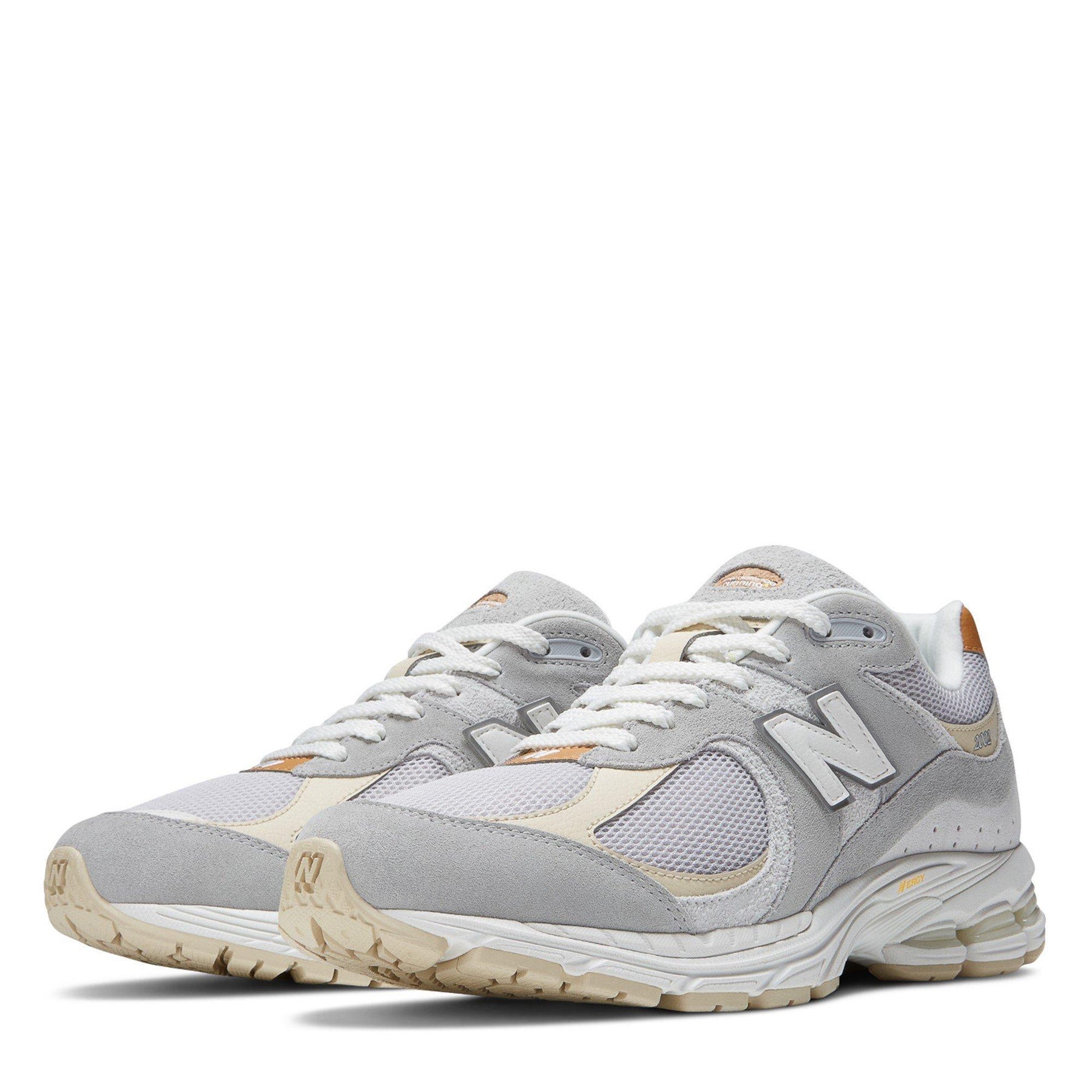 2002r Running Shoes