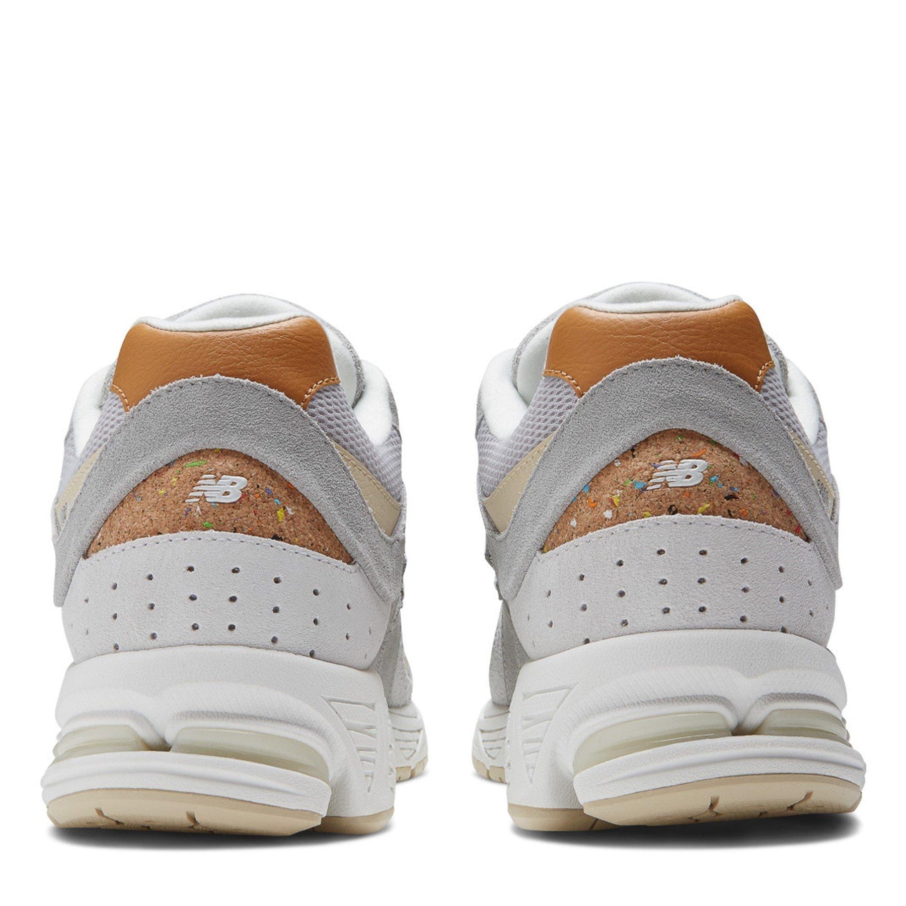 2002r Running Shoes