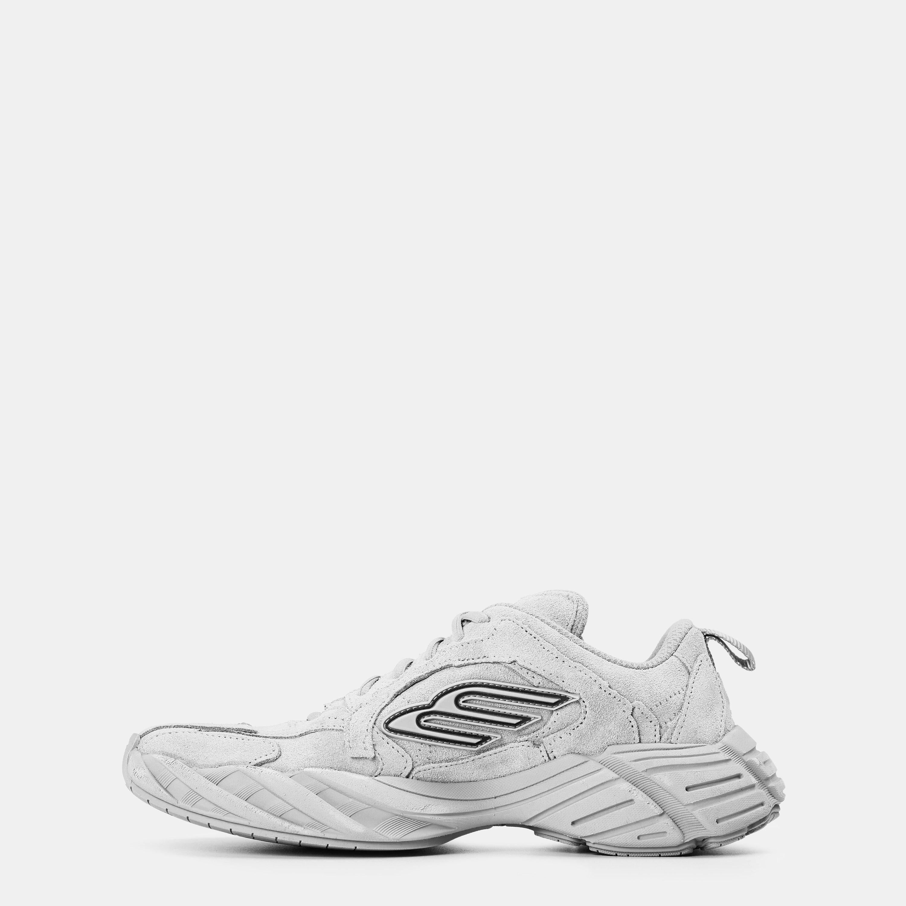 Monday Trainers