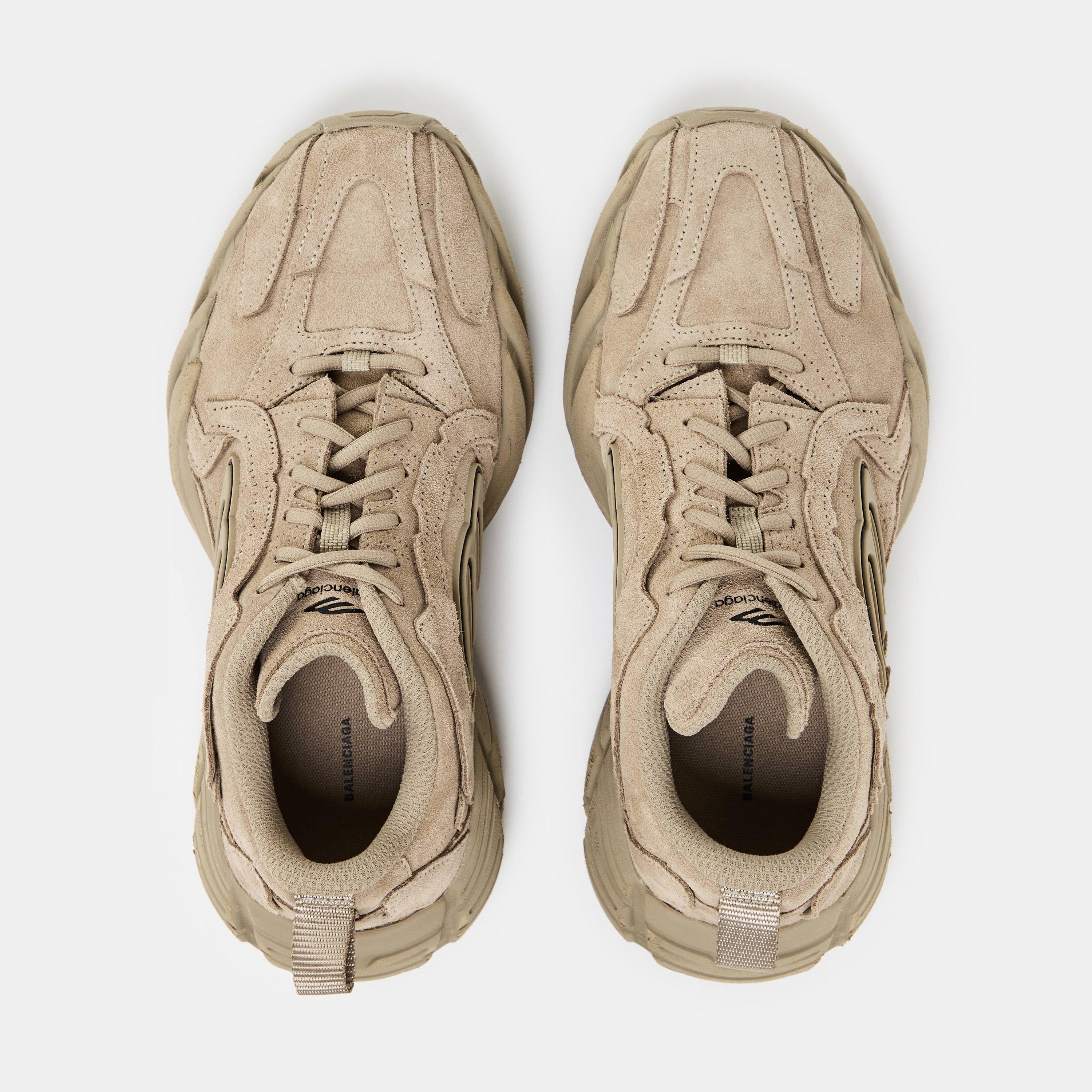 Monday Trainers
