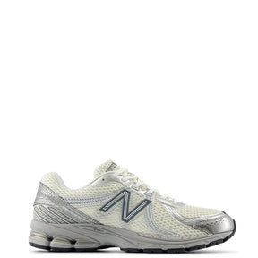860v2 Trainers
