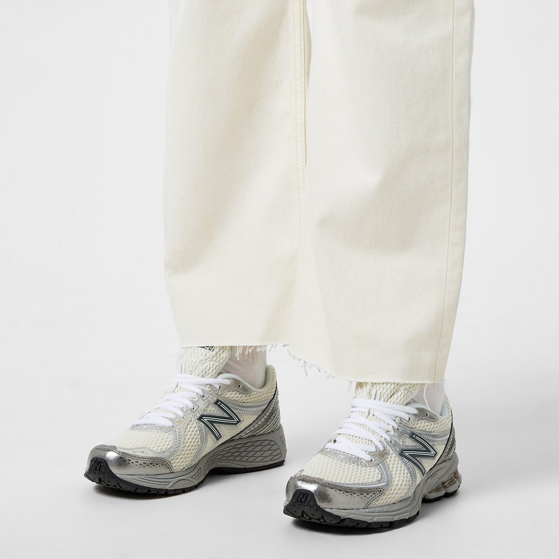 860v2 Trainers