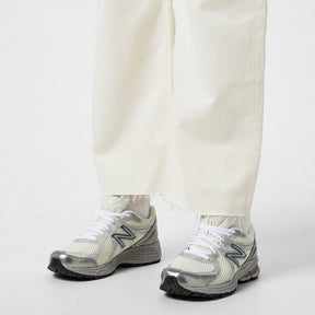 860v2 Trainers