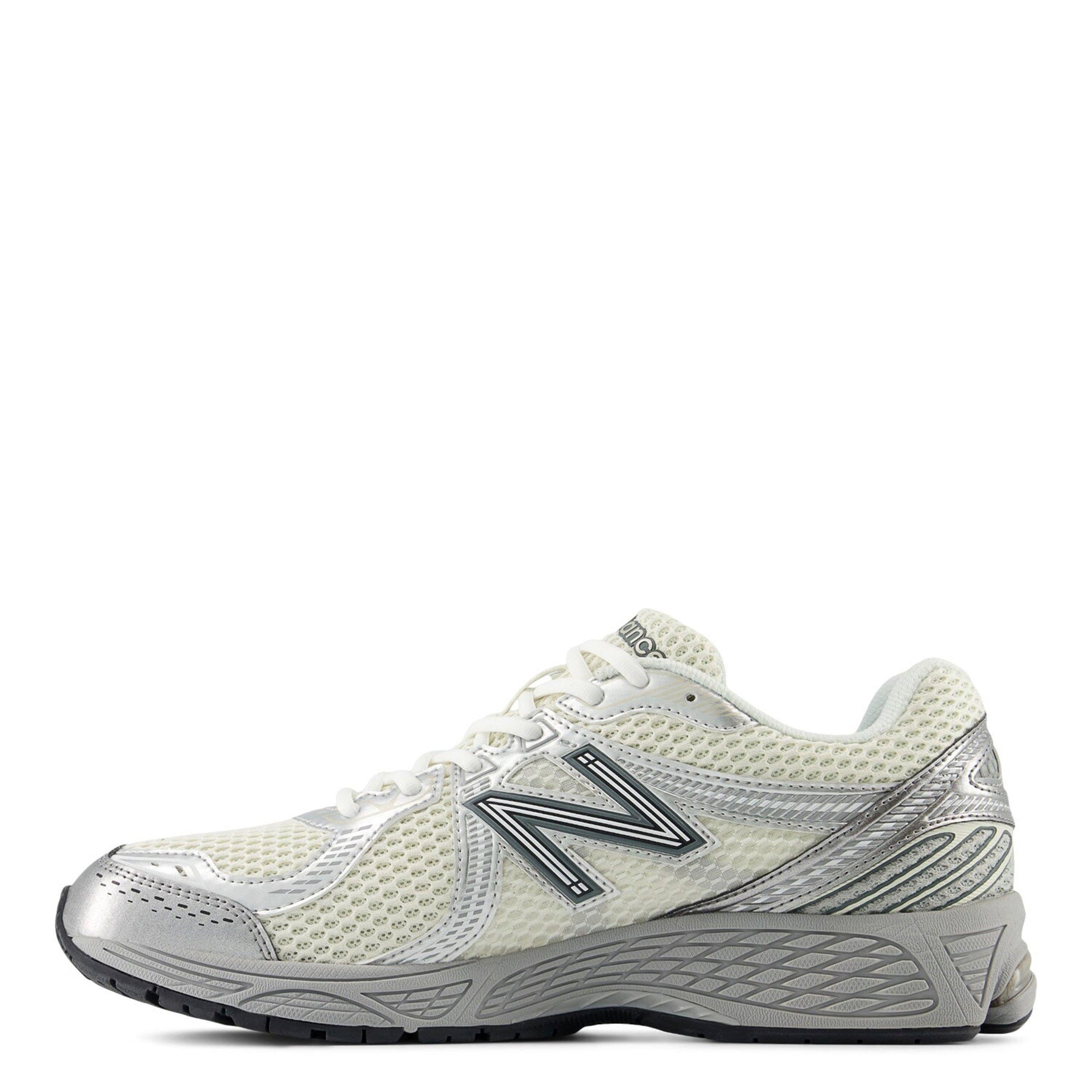 860v2 Trainers