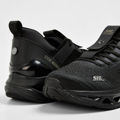 Surge Low-Top Trainers
