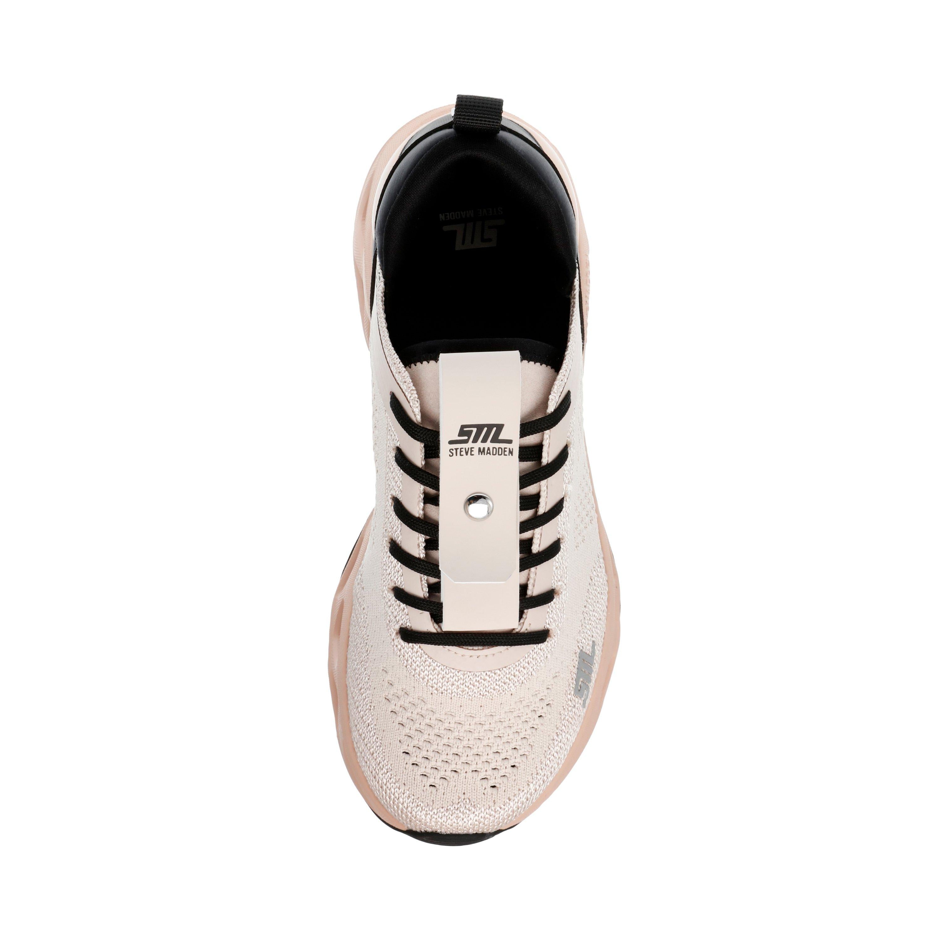 Surge Low-Top Trainers