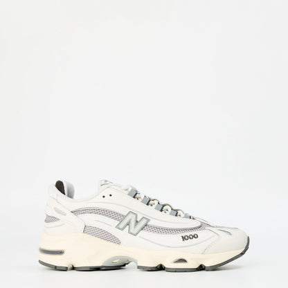 1000 Sneakers