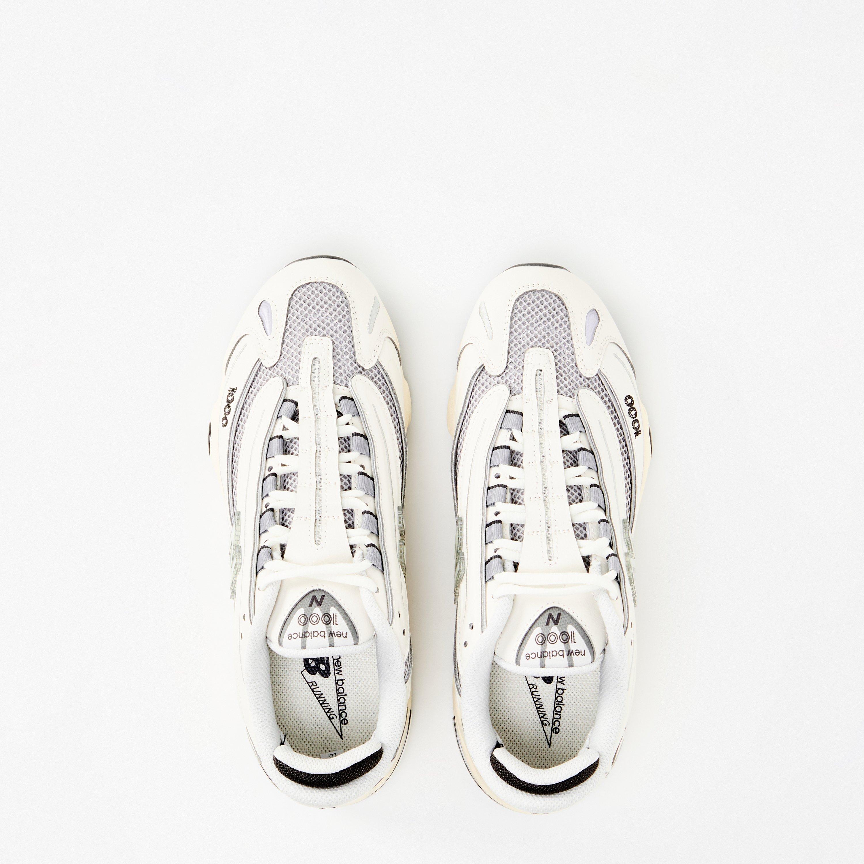 1000 Sneakers