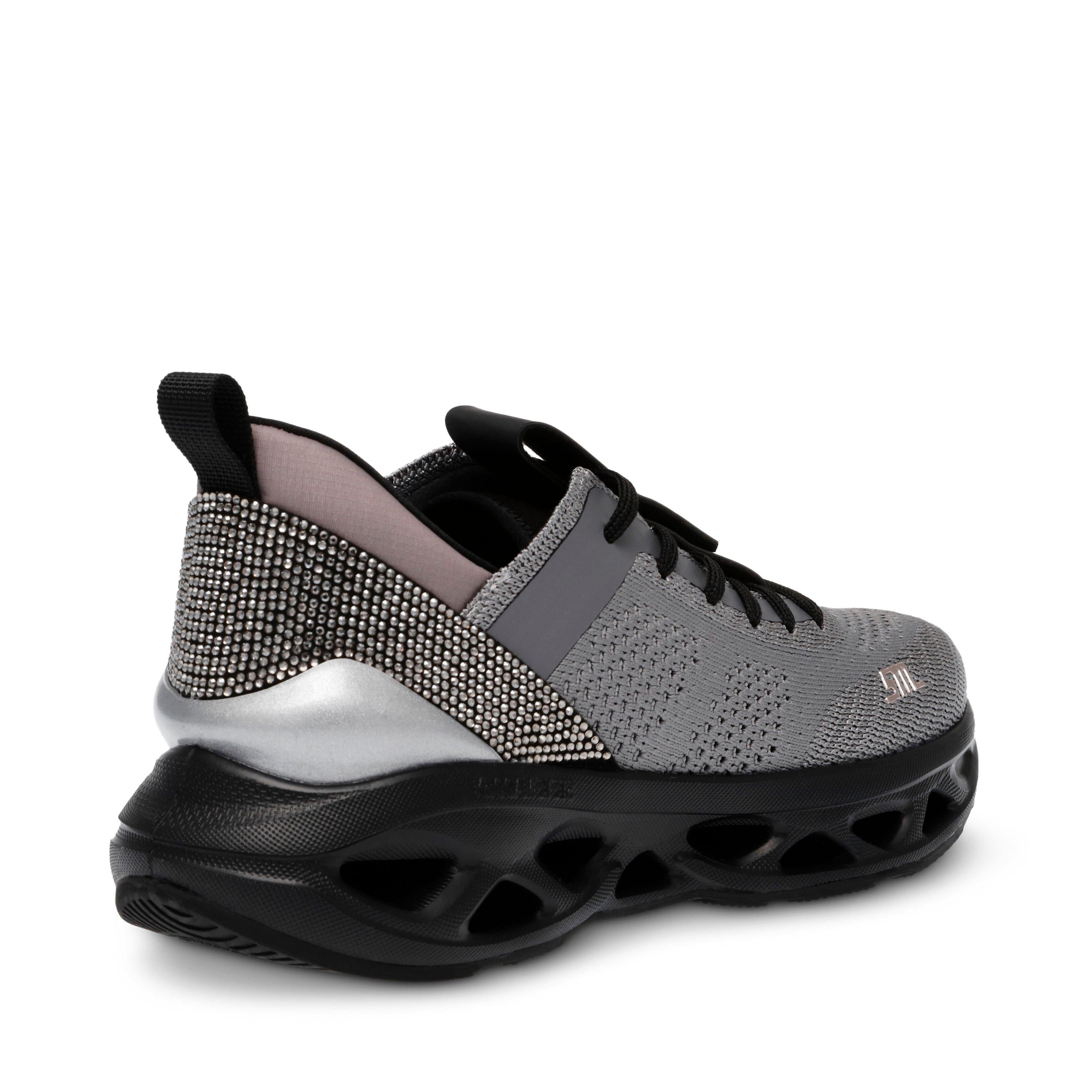 Surge Low-Top Trainers
