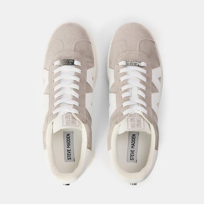 Opponent Low-Top Trainers