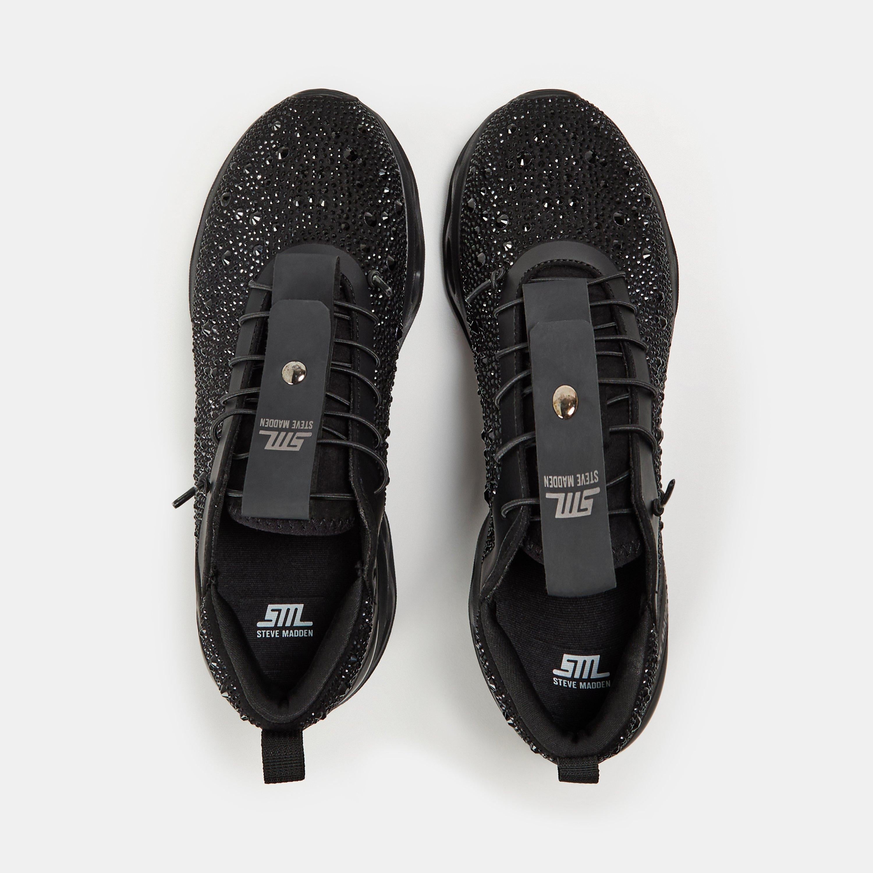 Surge Low-Top Trainers