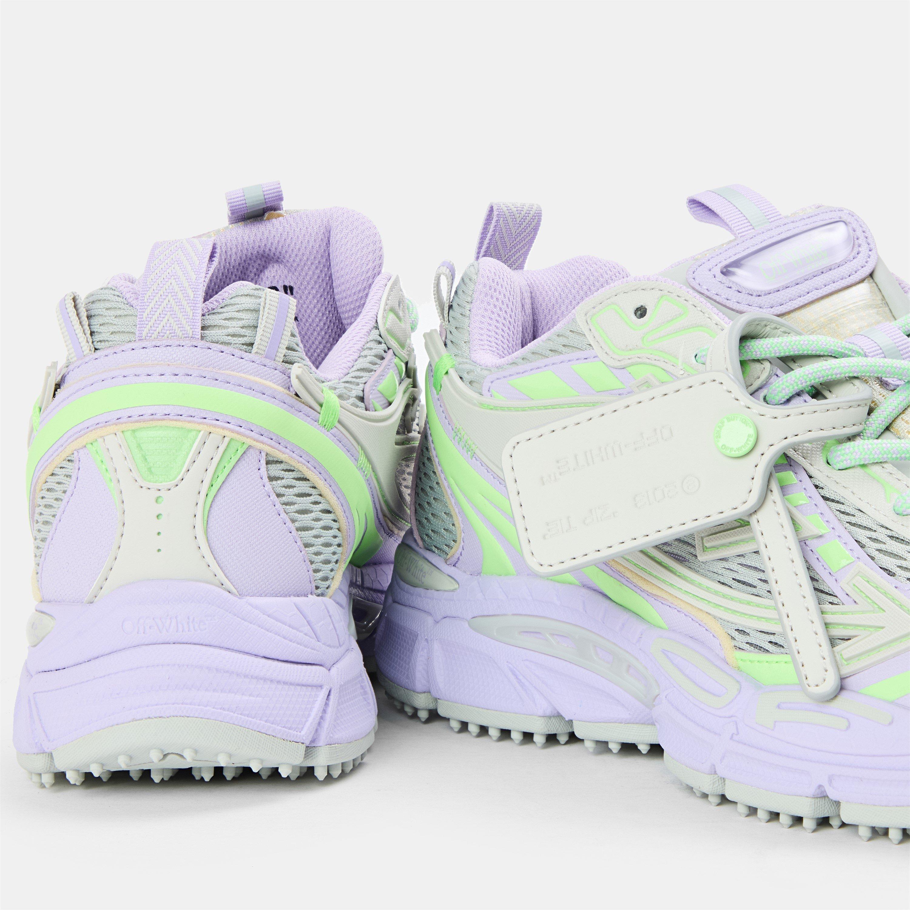 Women's Be Right Back Retro-inspired Comfort Sneakers