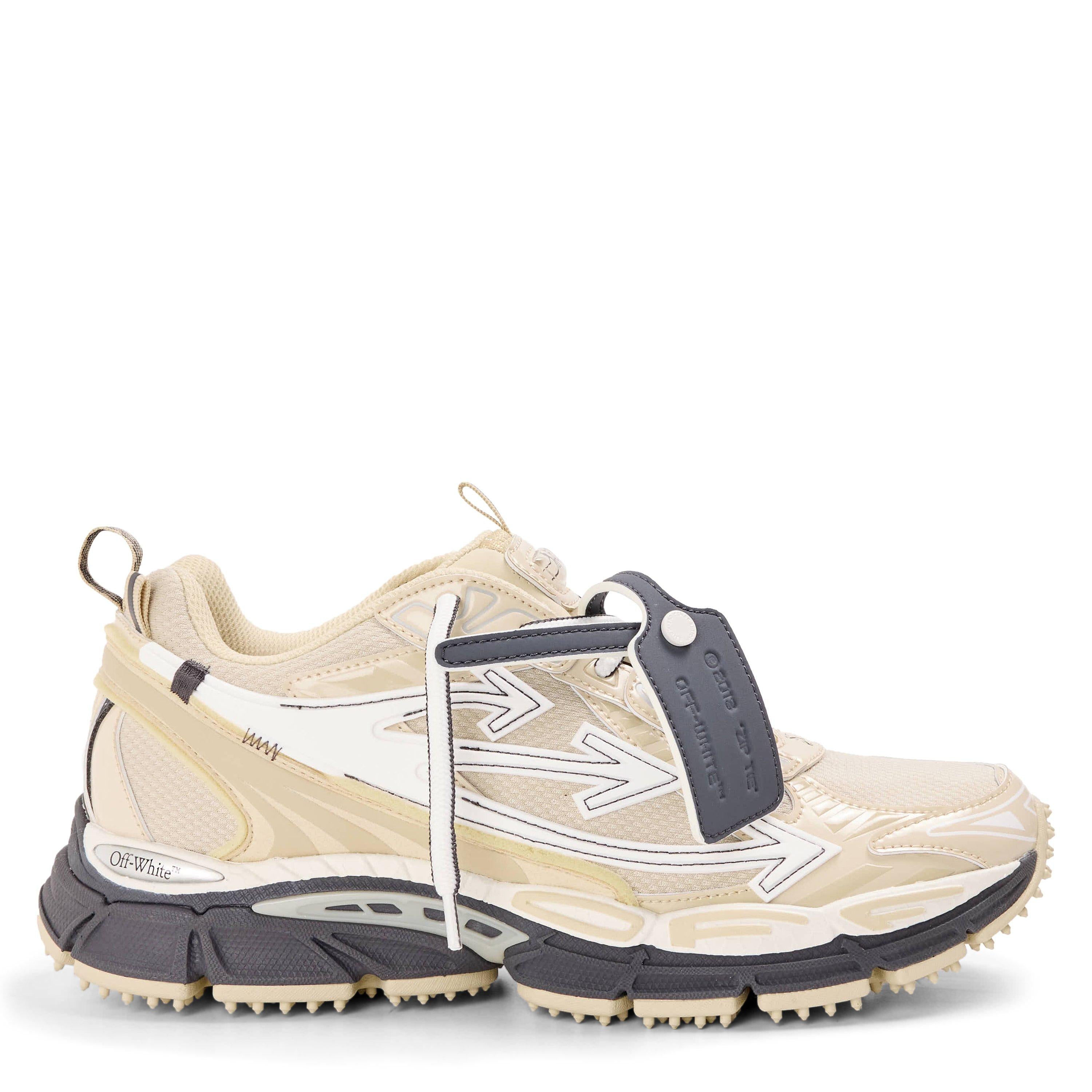 Be Right Back Retro-inspired Comfort Sneakers