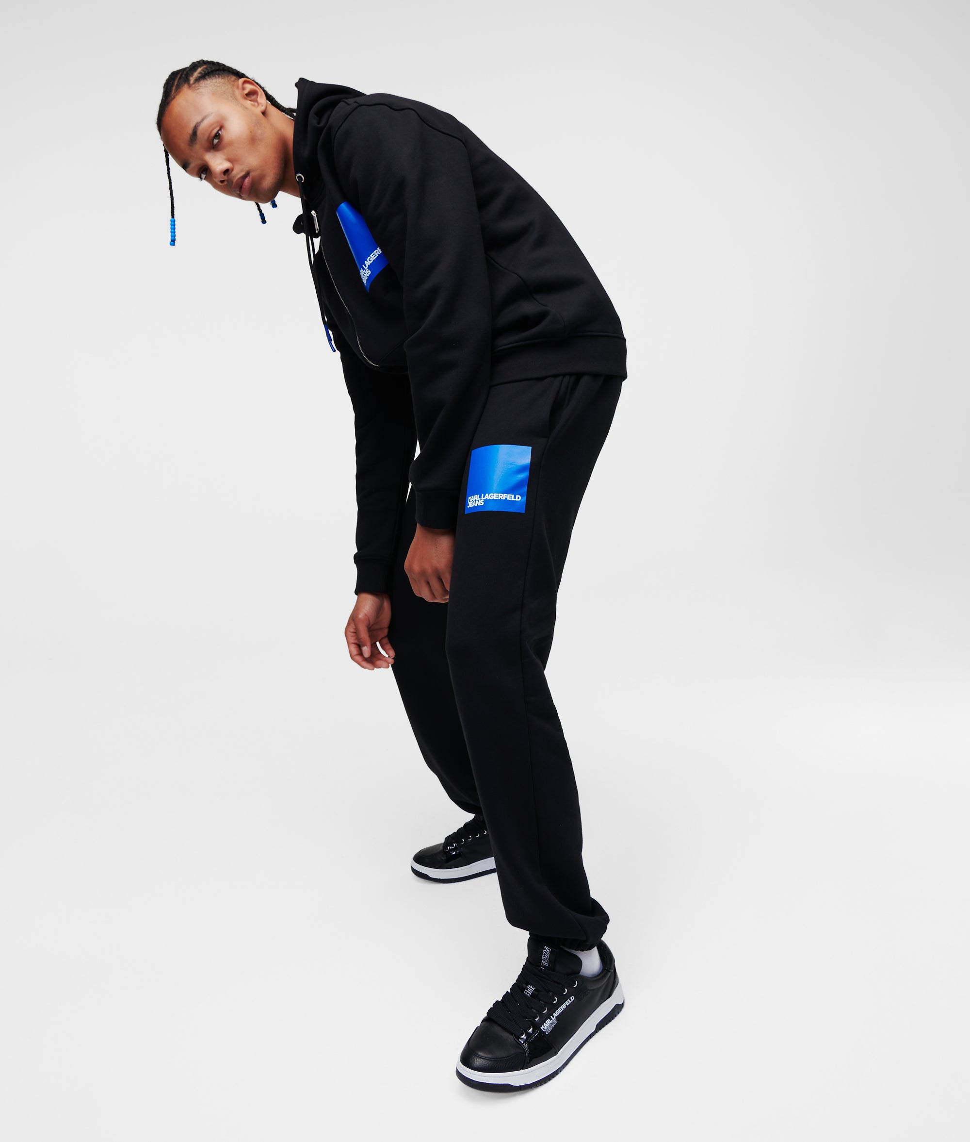 KLJ BOX LOGO ZIP-UP HOODIE