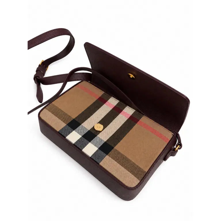 Burberry Leather handbag