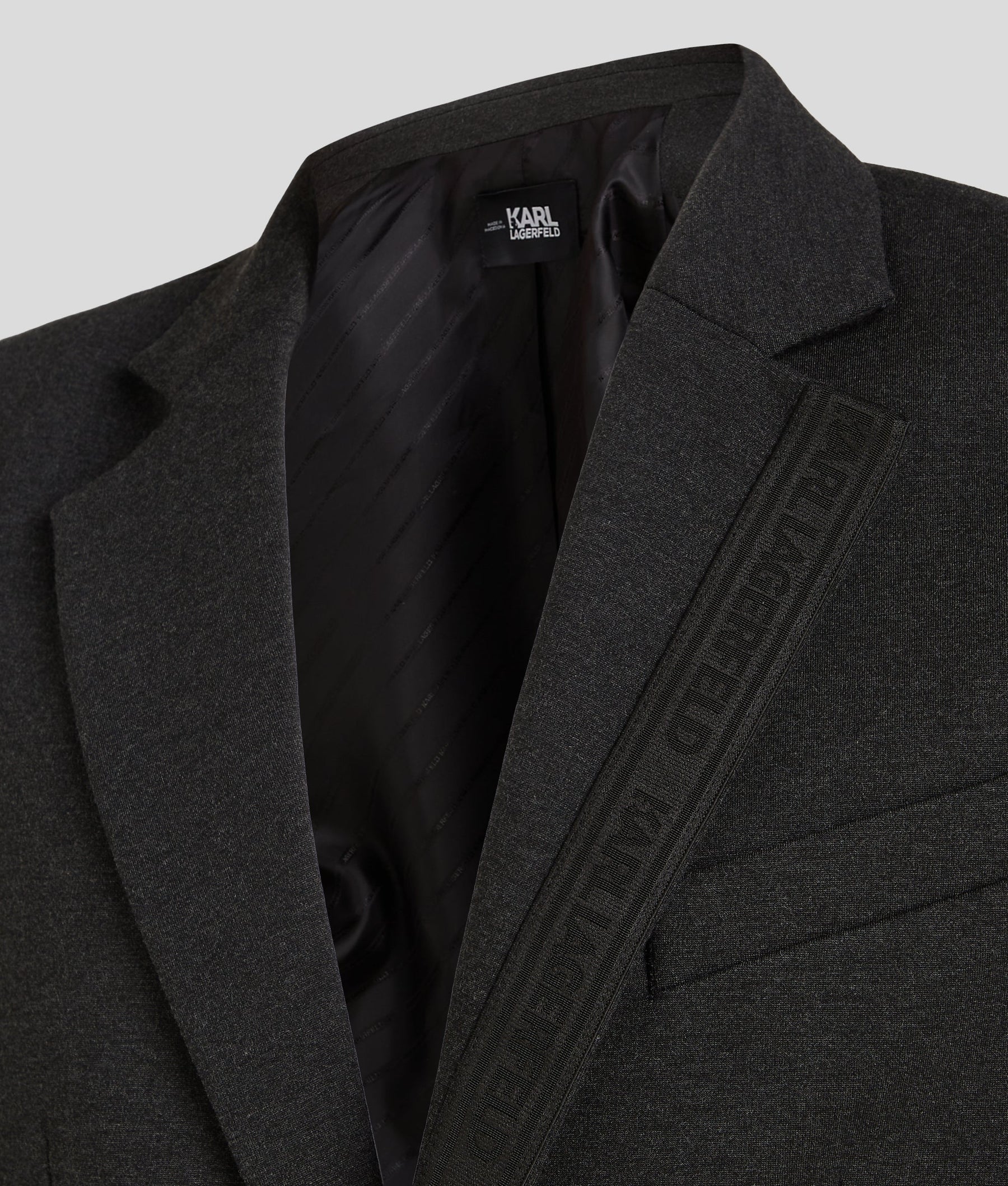 CLASSIC-FIT PUNTO JACKET
