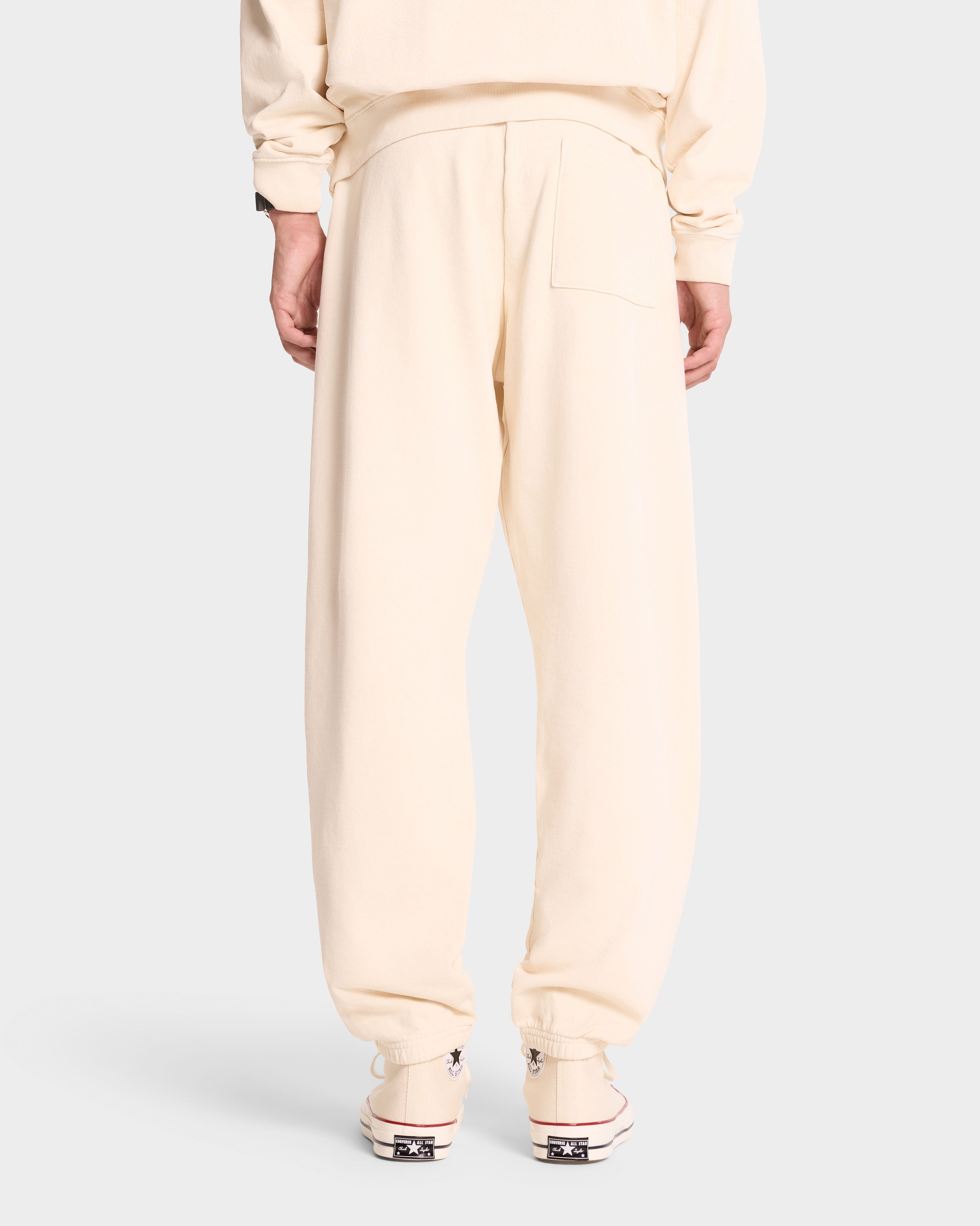 Serif Logo Sweatpant - Cream/Navy