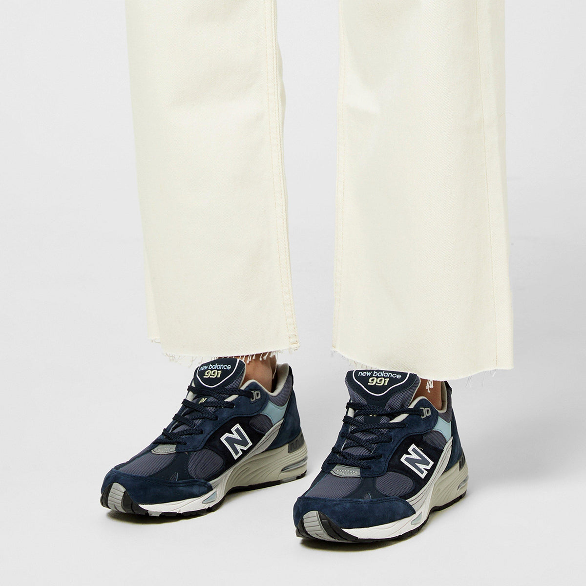 New Balance 991 Womens Trainers