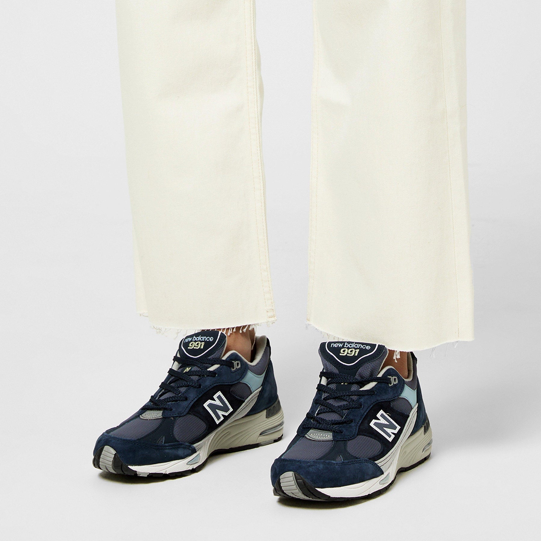 New Balance 991 Womens Trainers