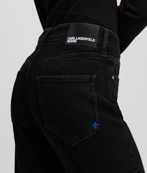HIGH-RISE STRAIGHT JEANS