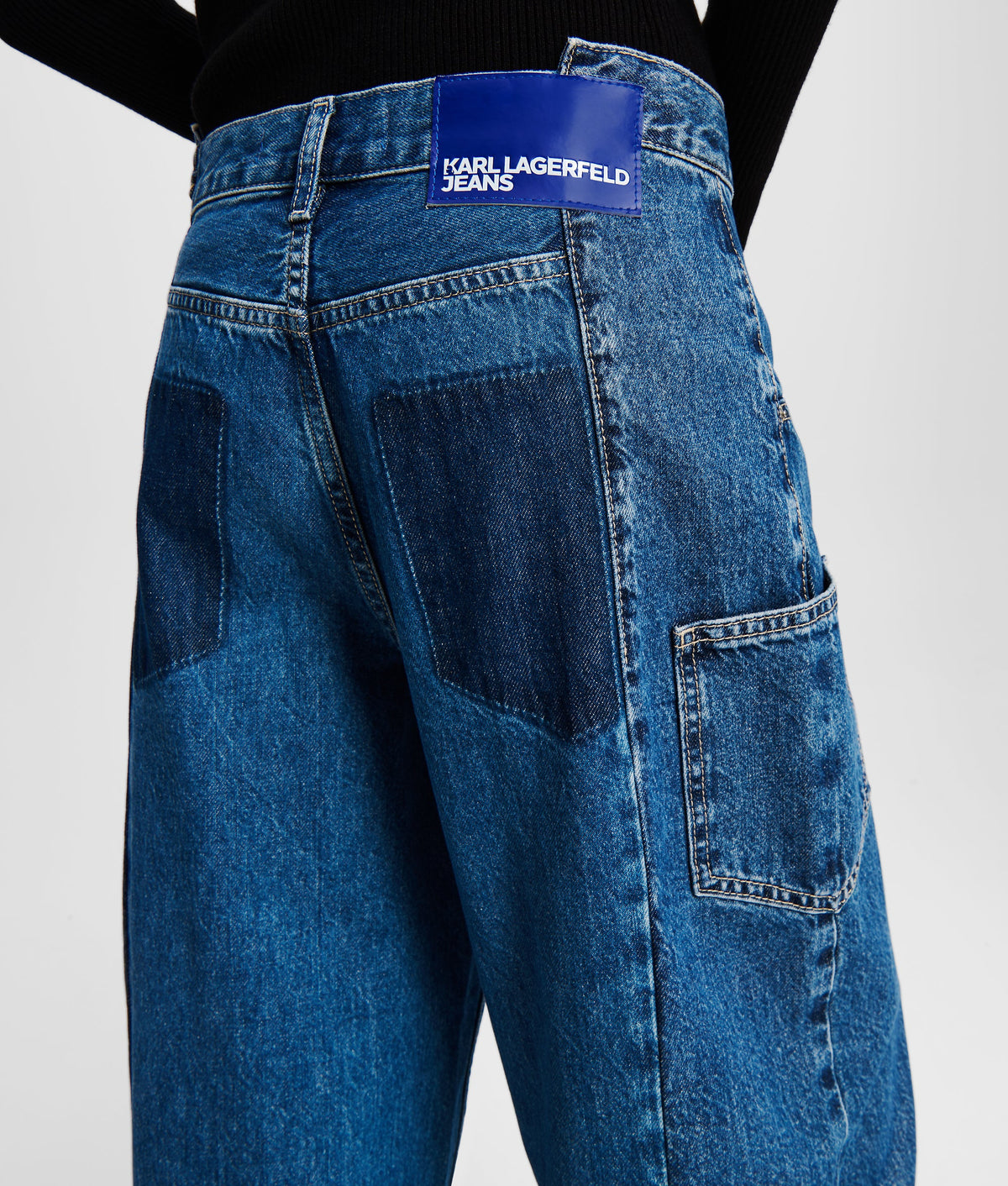 DECONSTRUCTED MID-RISE BAGGY JEANS