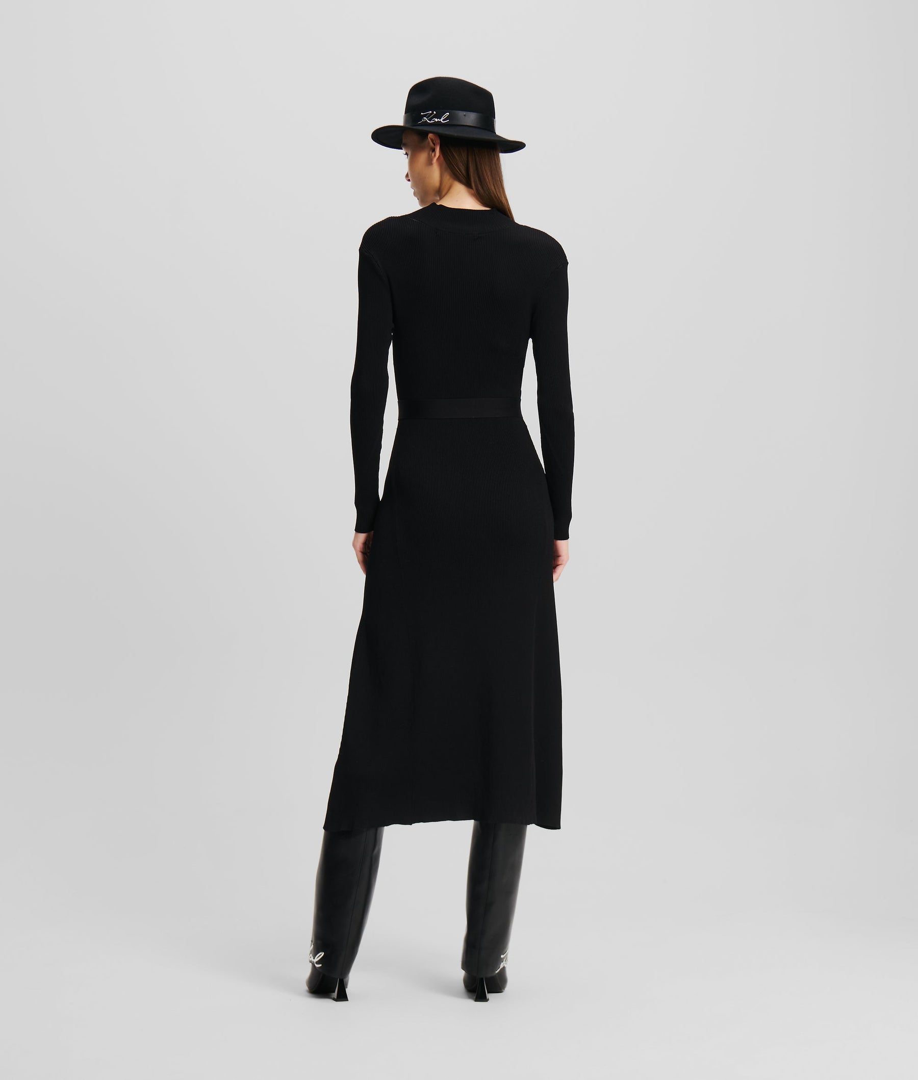 LONG-SLEEVED BELTED KNIT DRESS