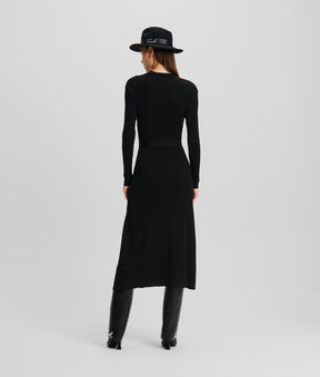 LONG-SLEEVED BELTED KNIT DRESS