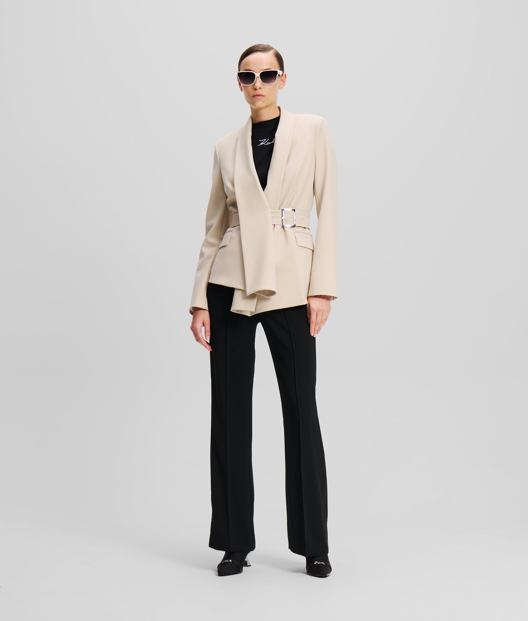 BELTED BLAZER
