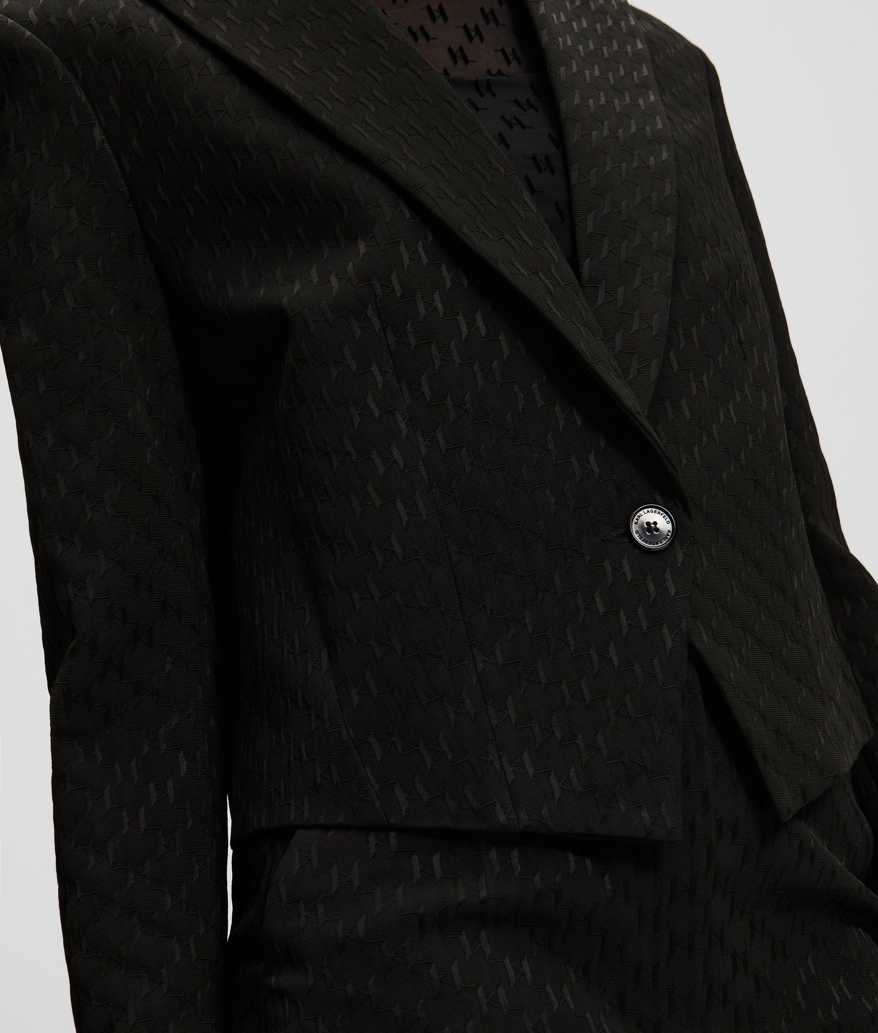 MONOGRAM CROPPED BLAZER