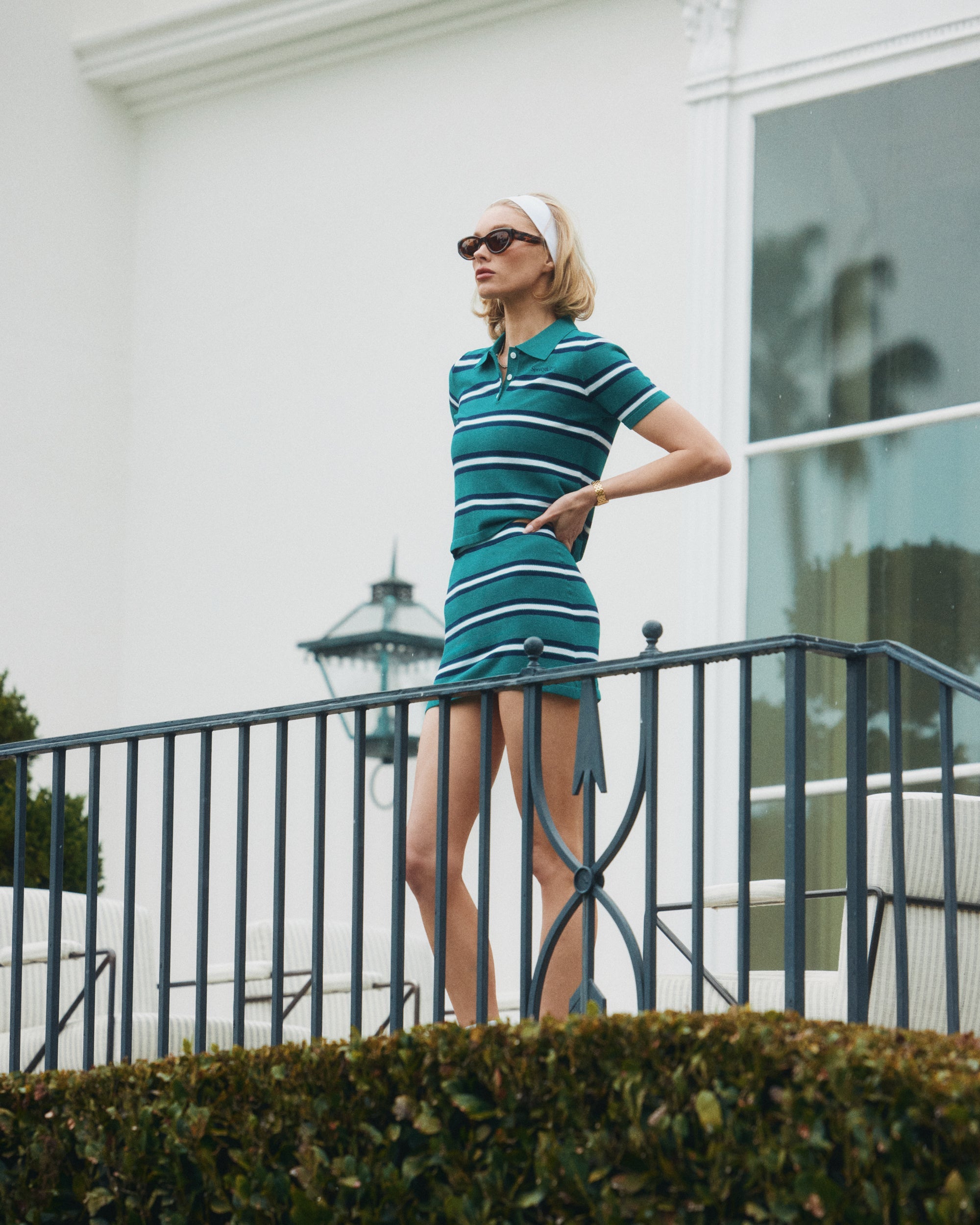 Serif Logo Silk Pique Cropped Polo - Alpine/White/Navy