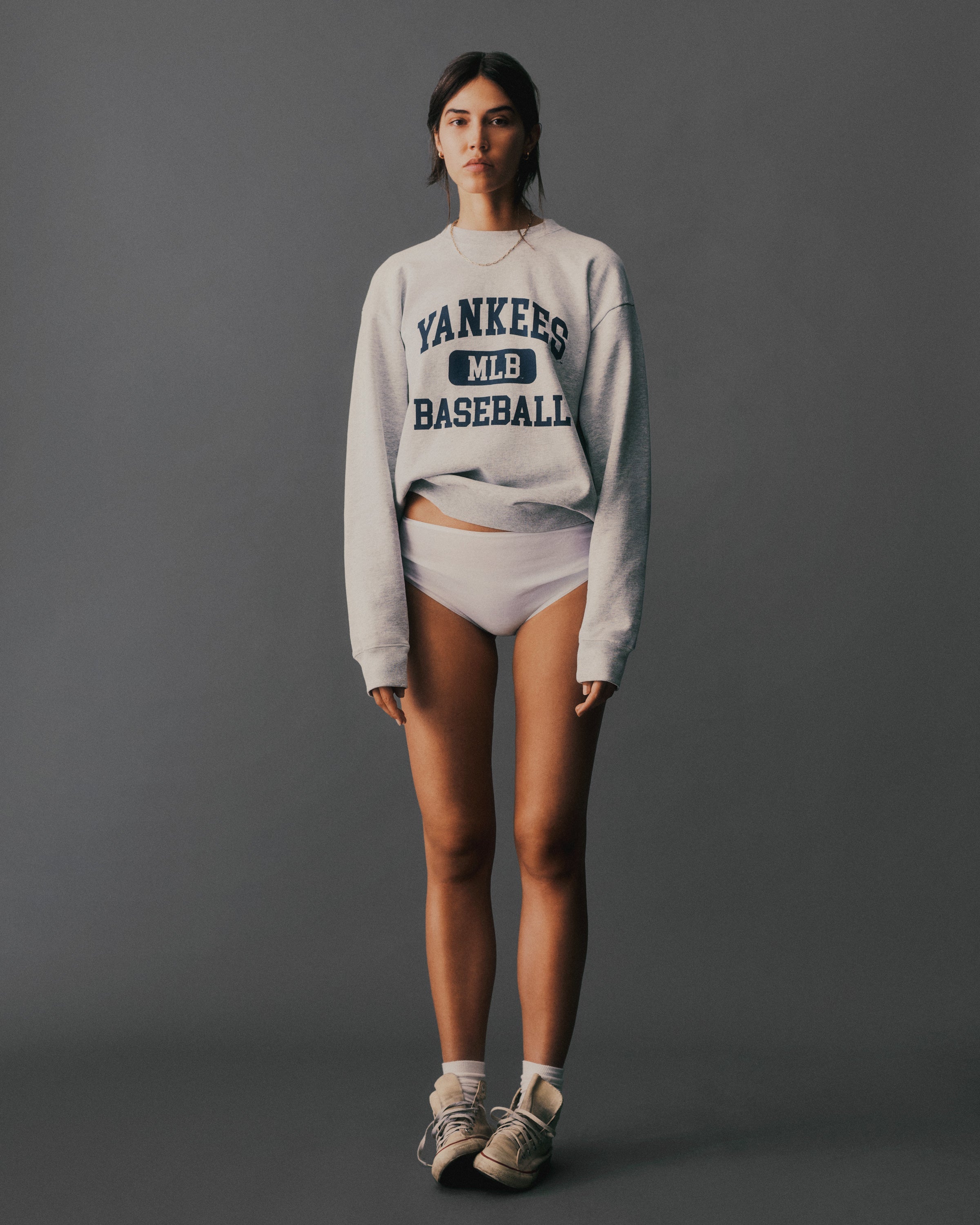 Yankees Ivy Crewneck - Heather Gray/Navy