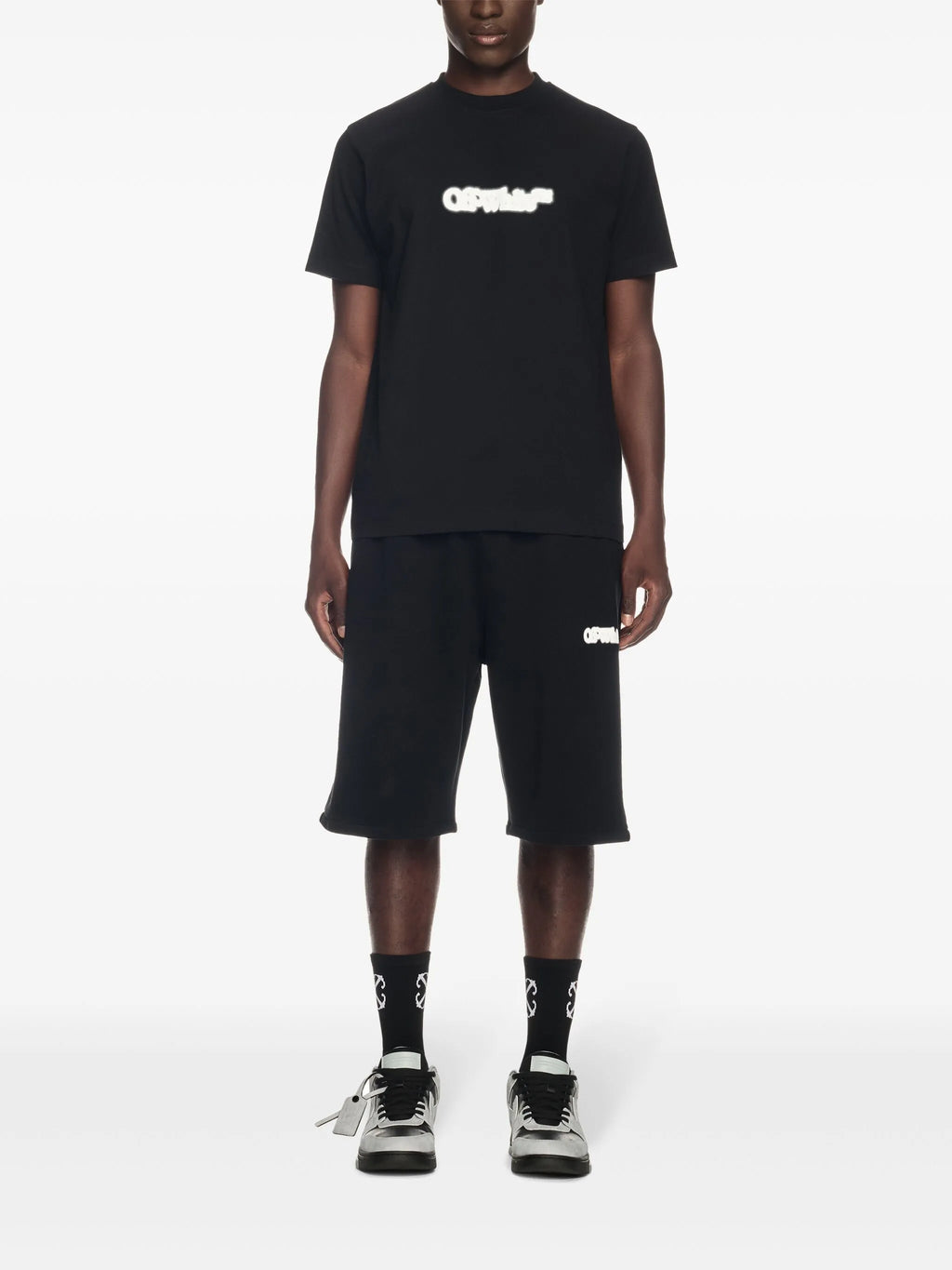 Off-White Spray Arrow Logo T-Shirt in Black