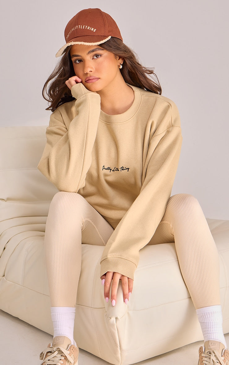 PRETTYLITTLETHING Sand Oversized Basic Sweatshirt