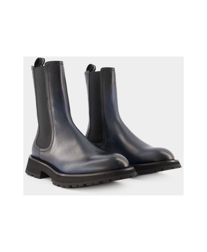 Classic Chelsea Boots in Smooth Calfskin