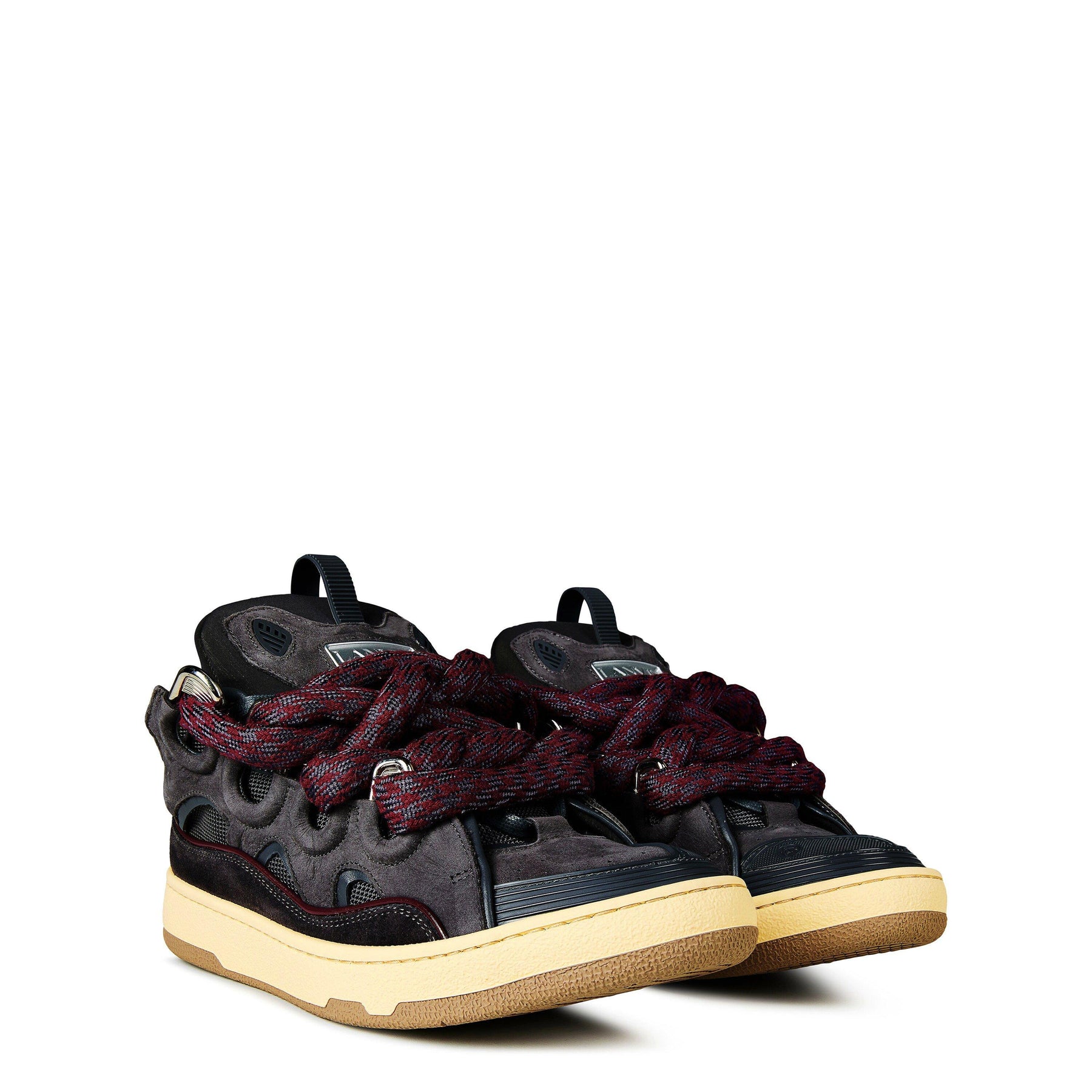 Curb Sneaker