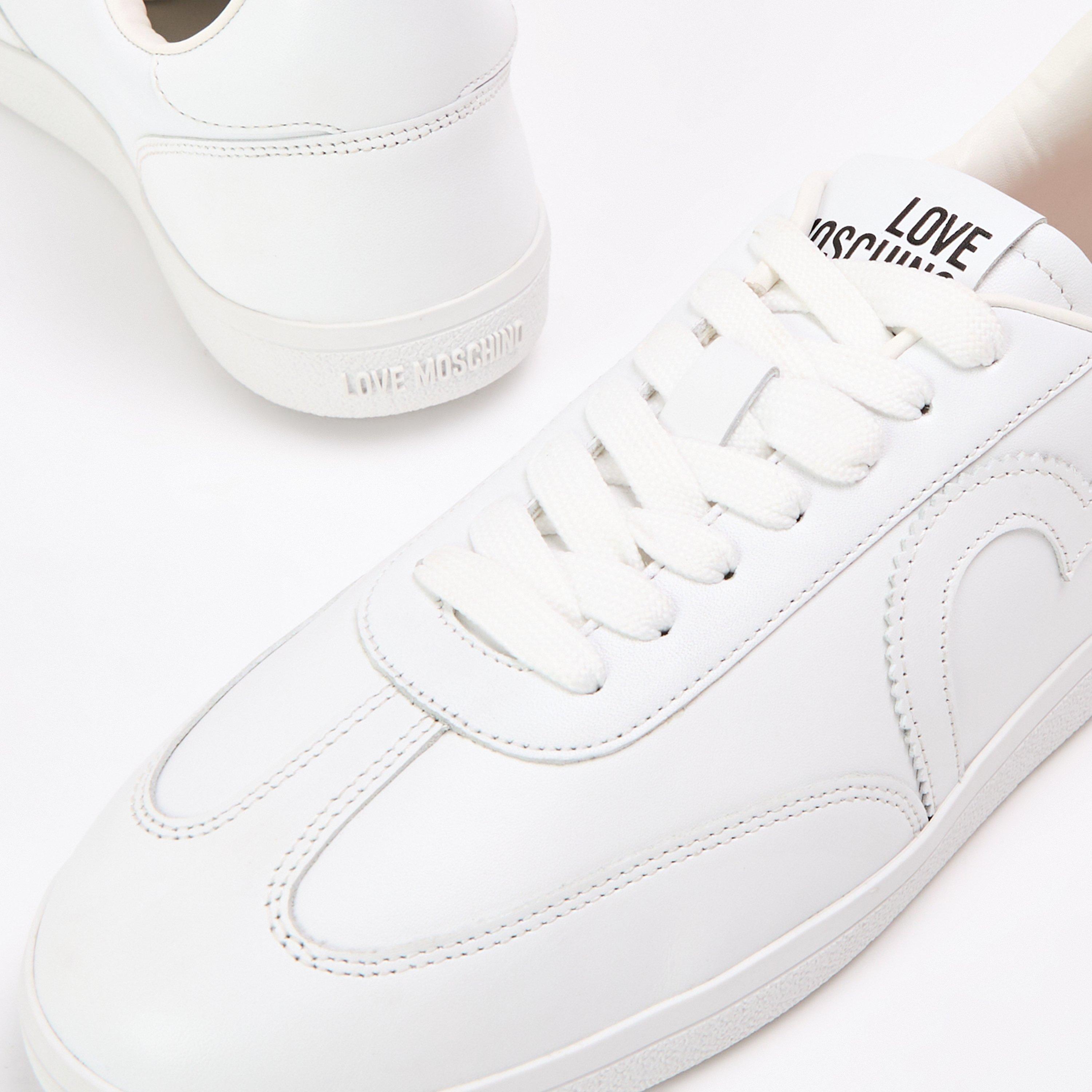 LM Cloud Low-Top Trainers
